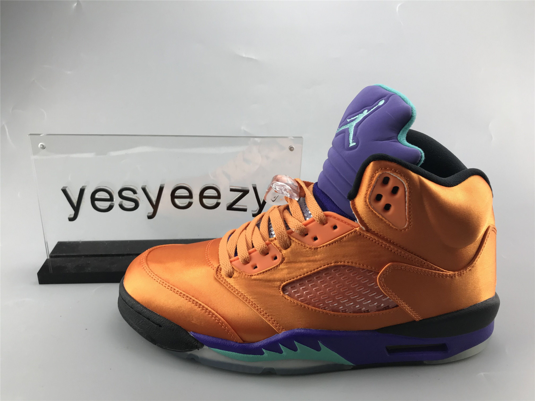 UA AIR JORDAN 5 RETRO NRG 