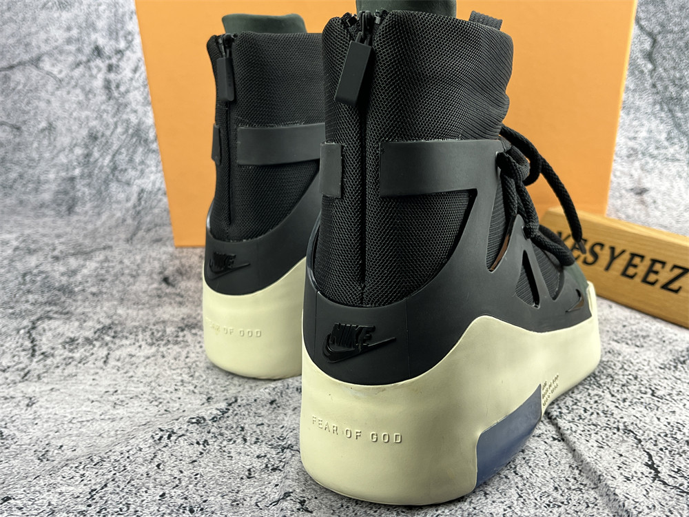 UA NIKE AIR FEAR OF GOD 1 