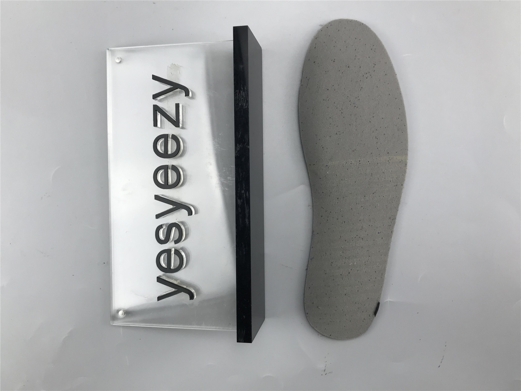 UA AIR JORDAN 5 RETRO "ALTERNATE GRAPE"