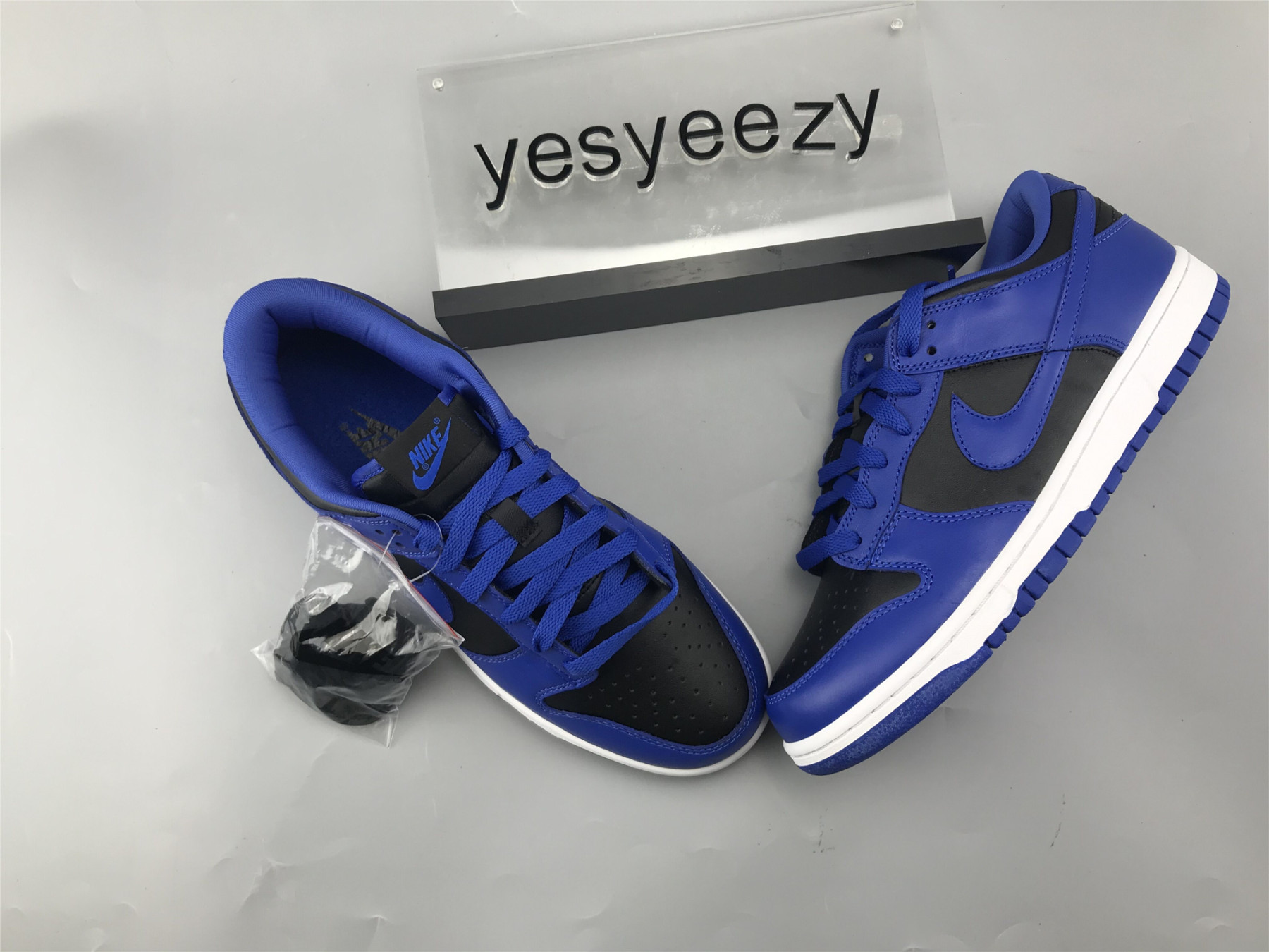 UA NIKE DUNK LOW SP BLACK VARSITY ROYAL