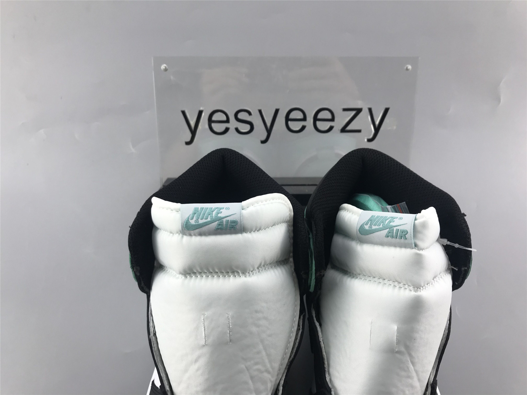 UA AIR JORDAN 1 RETRO HIGH OG NRG "IGLOO"