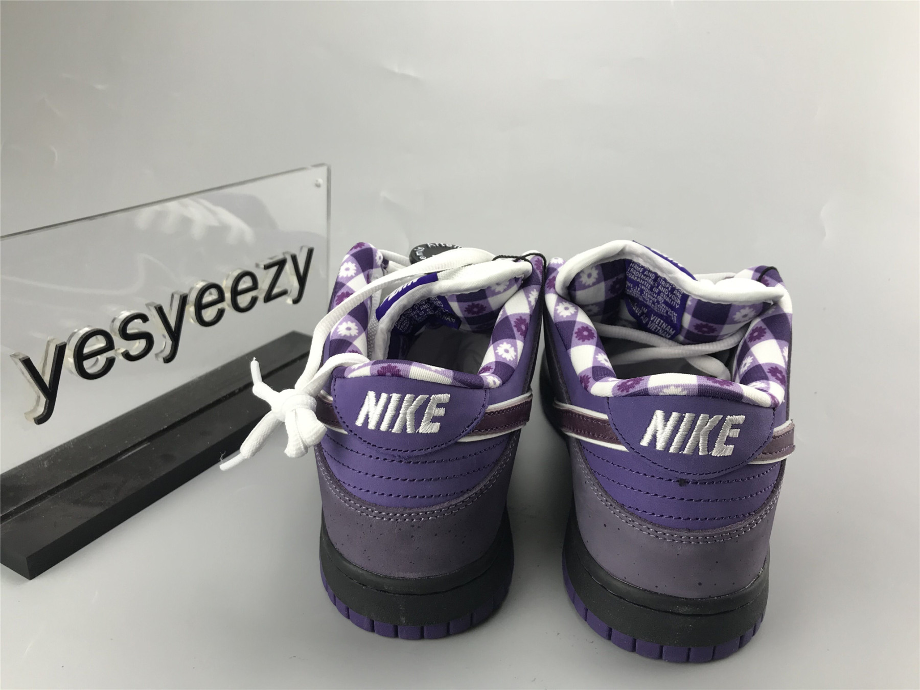 UA NIKE SB DUNK LOW PRO OG QS 