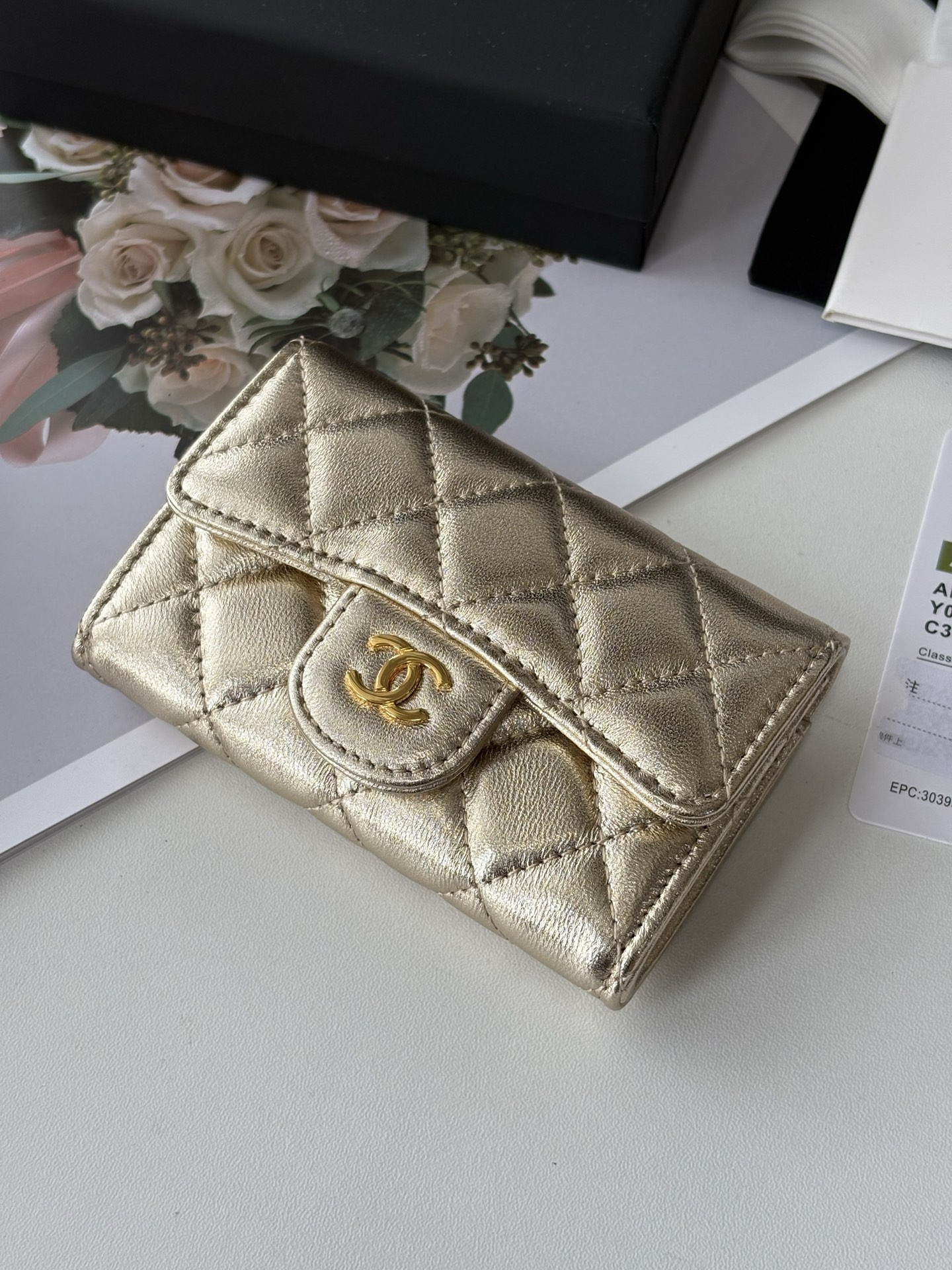 Ch**el Flap Card Holder Lambskin AP0214 11x8.5x3cm
