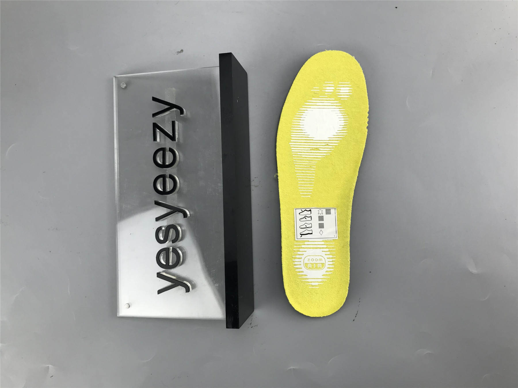 UA NIKE DUNK LOW PRO SB 