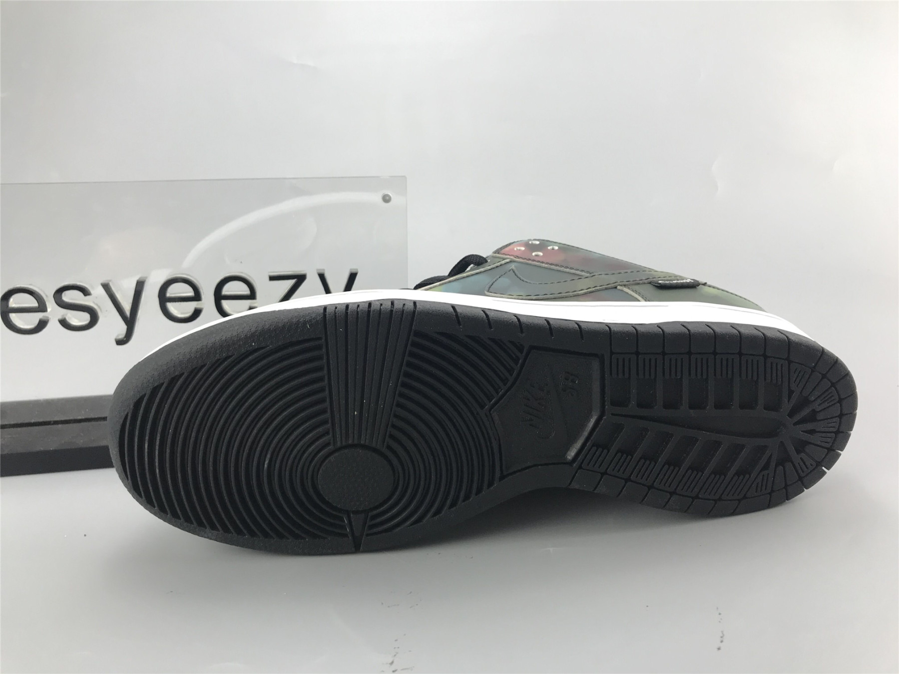 UA NIKE CIVILIST X DUNK LOW PRO SB QS