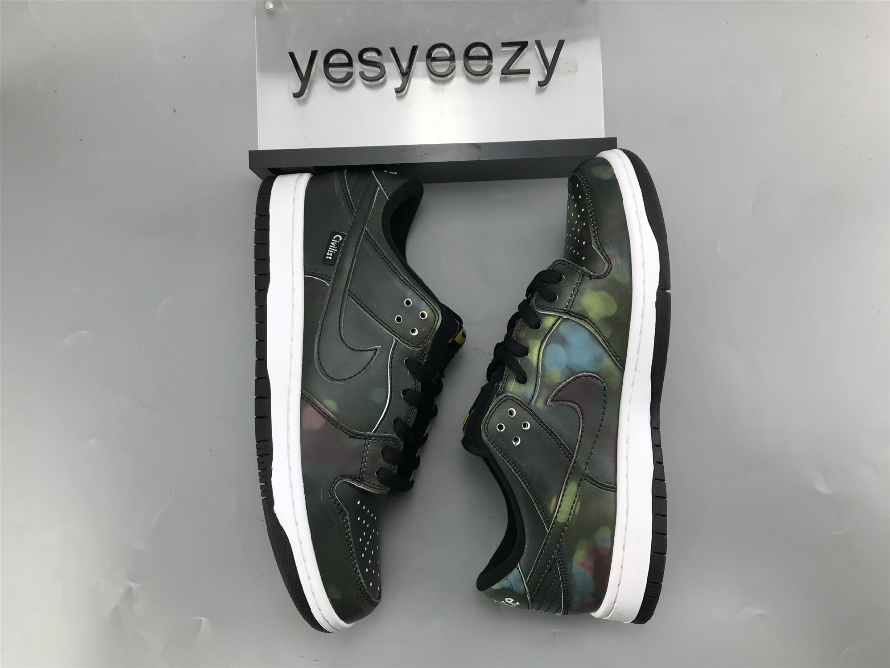 UA NIKE CIVILIST X DUNK LOW PRO SB QS