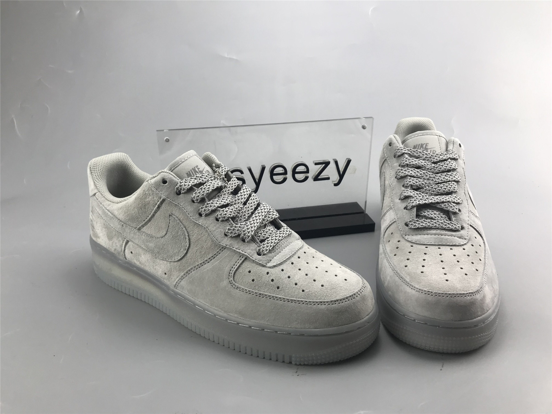 UA REIGNING CHAMP X NIKE AIR FORCE 1 HIGH 