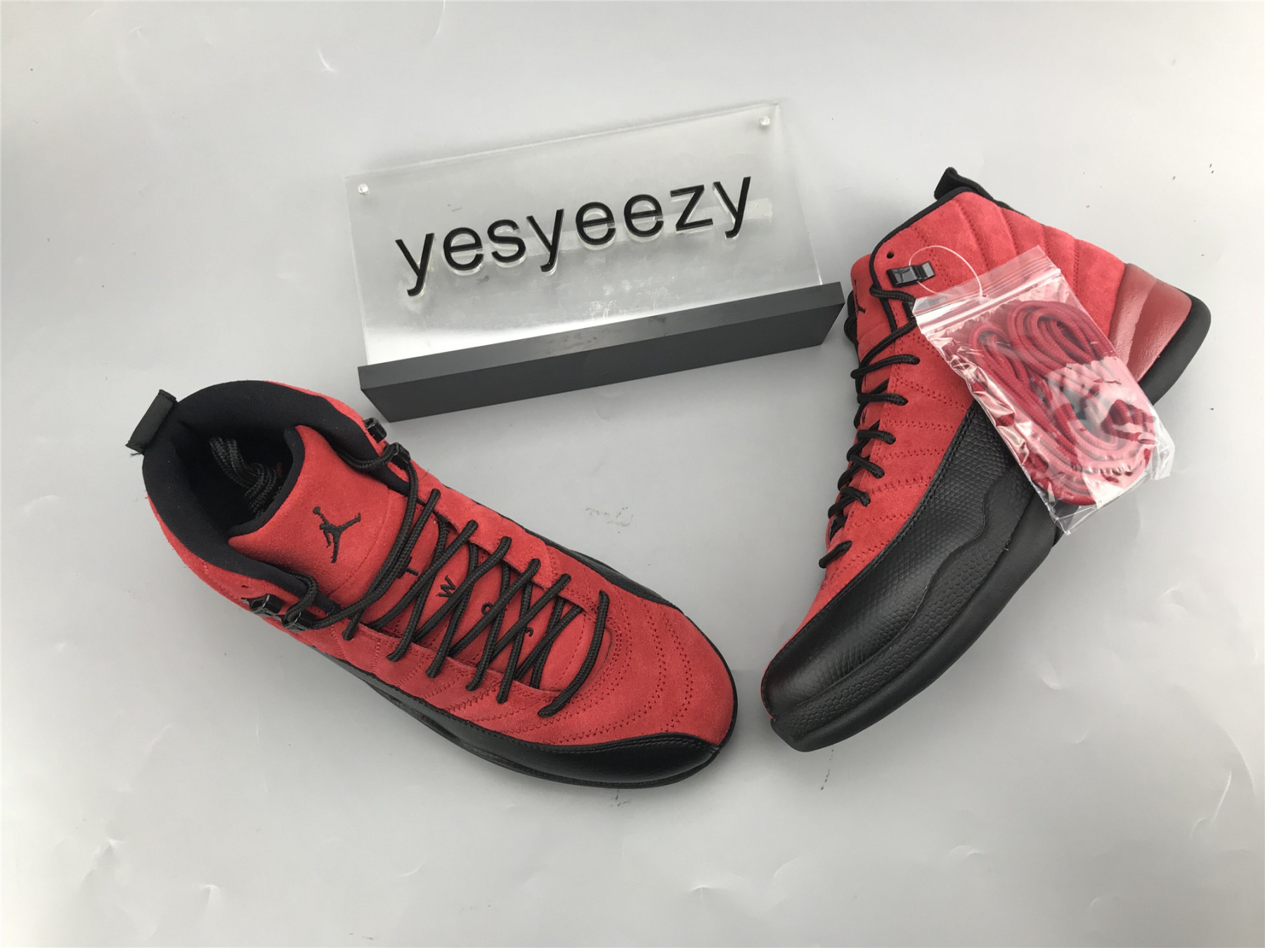 UA AIR JORDAN 12 RETRO REVERSE FLU GAME