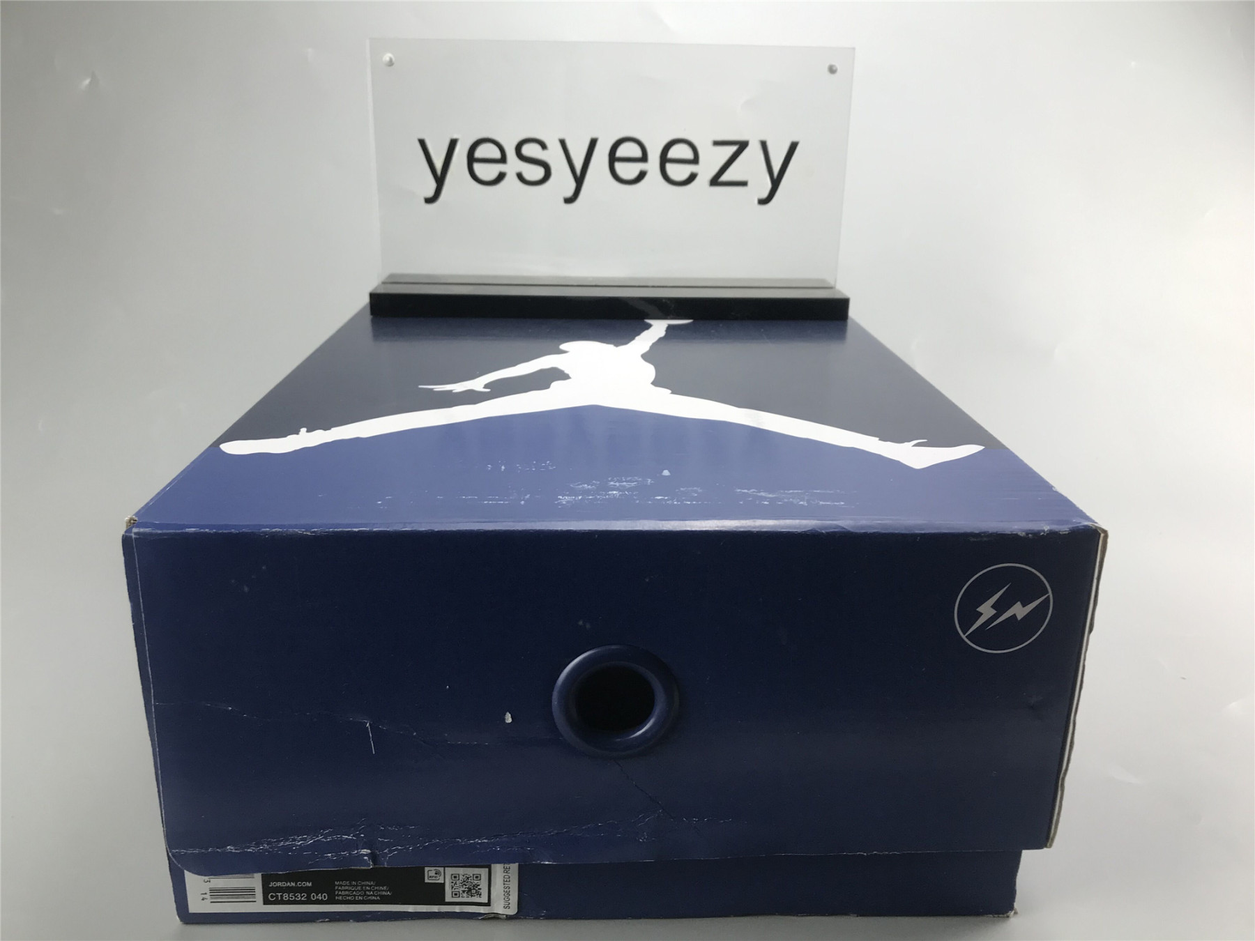 UA FRAGMENT X AIR JORDAN 3 RETRO