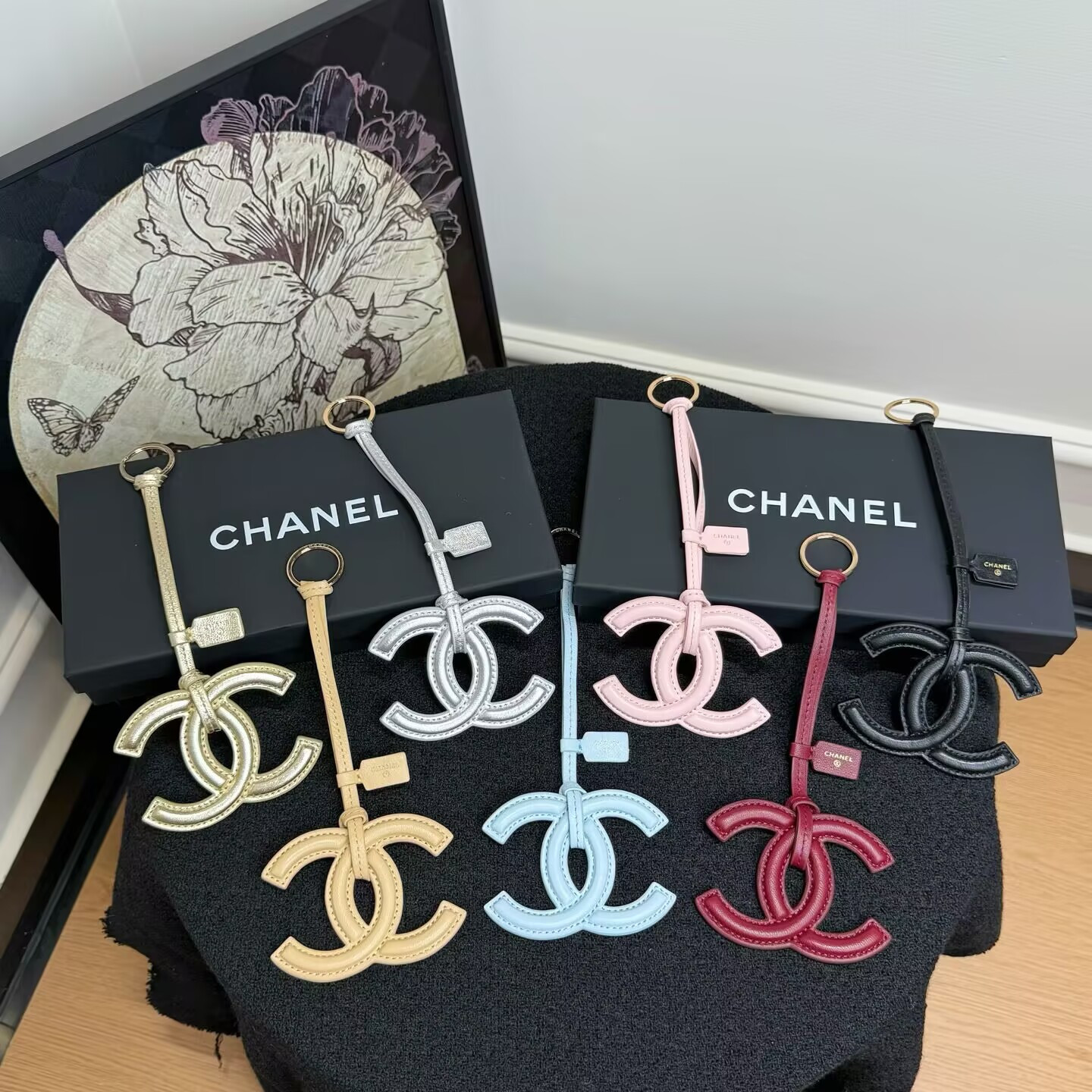 Ch**el Charm