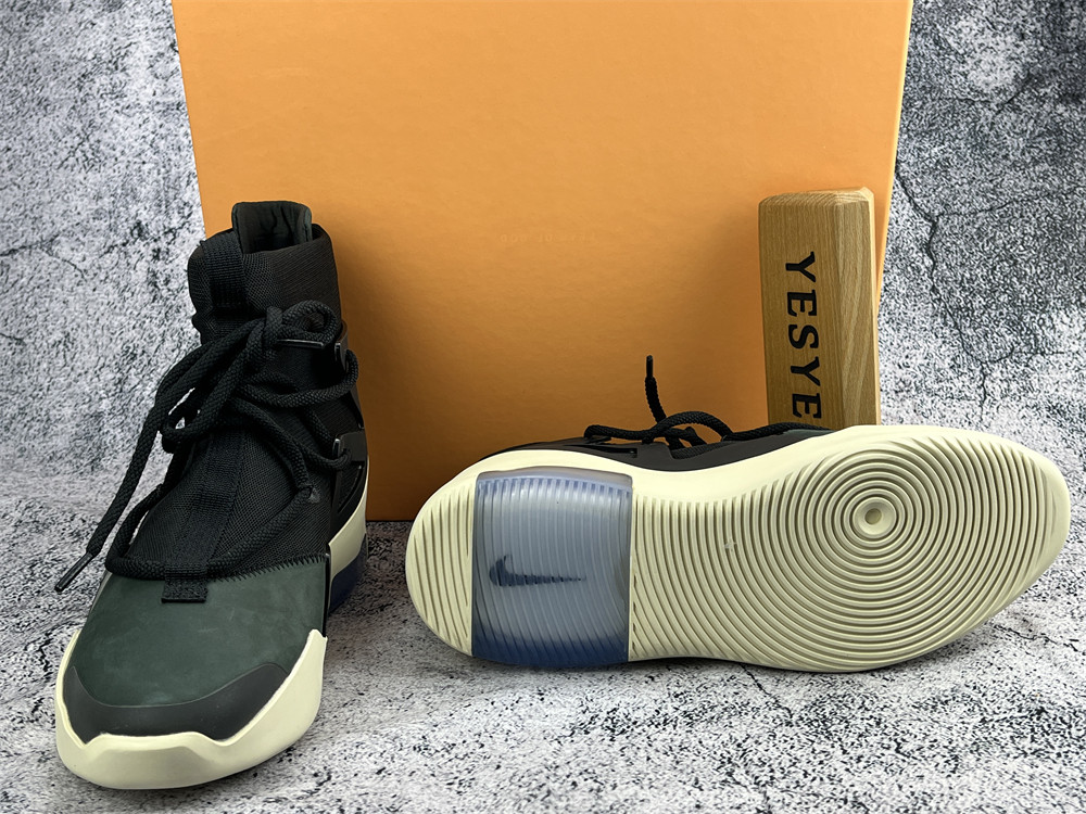 UA NIKE AIR FEAR OF GOD 1 