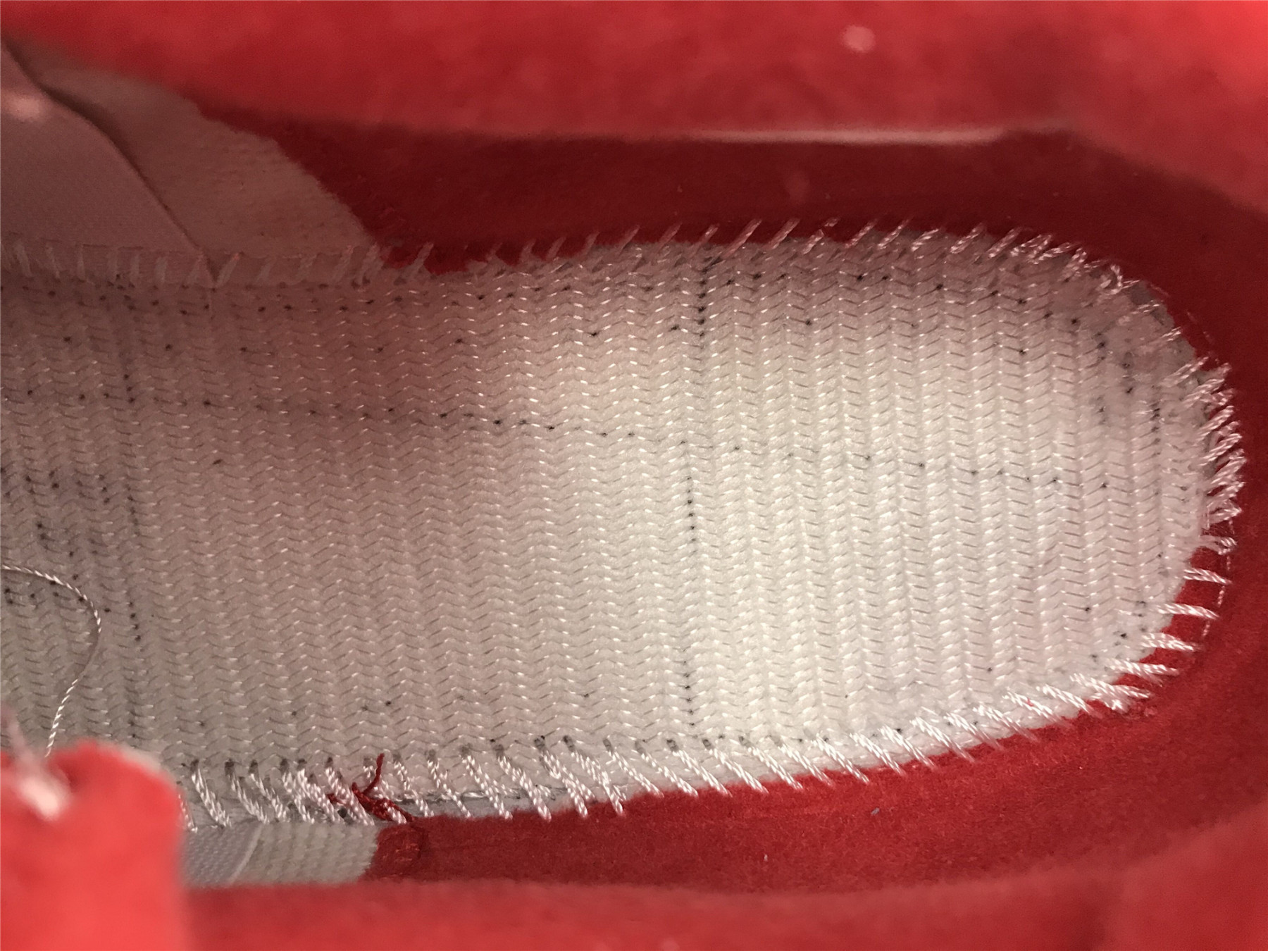 UA AIR JORDAN 4 RETRO 