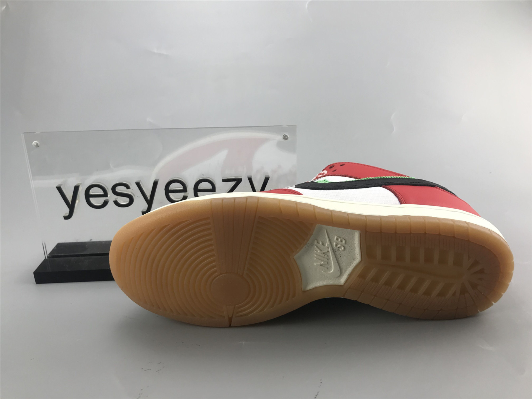 UA NIKE FRAME SKATE X DUNK LOW SB "HABIBI"