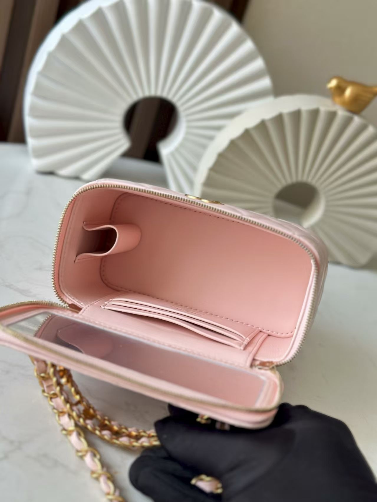 Ch**el Vanity With Chain 9.5x17x8cm