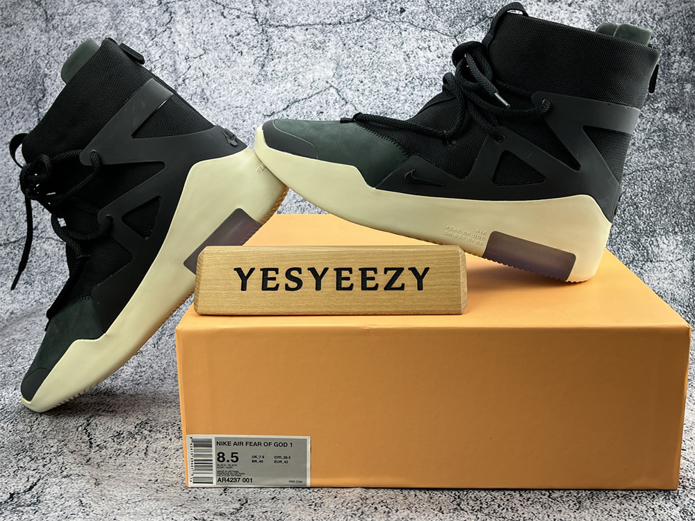 UA NIKE AIR FEAR OF GOD 1 