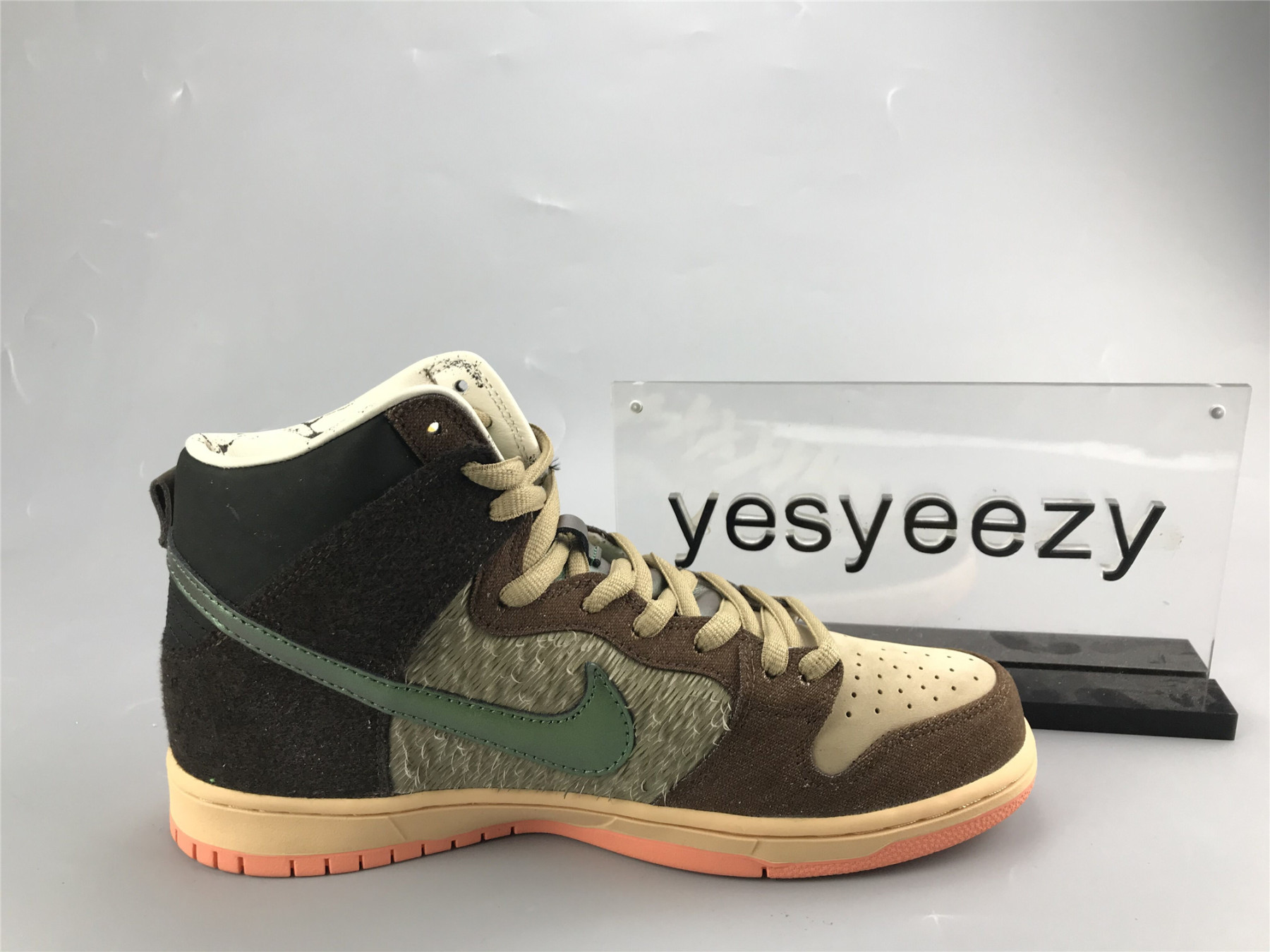 UA NIKE CONCEPTS X DUNK HIGH PRO SB 