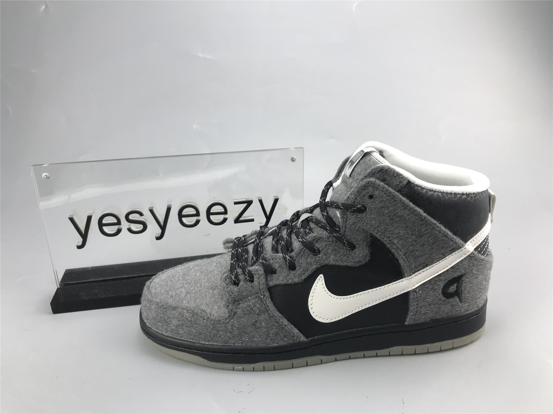 UA NIKE DUNK HIGH SB PREMIER 