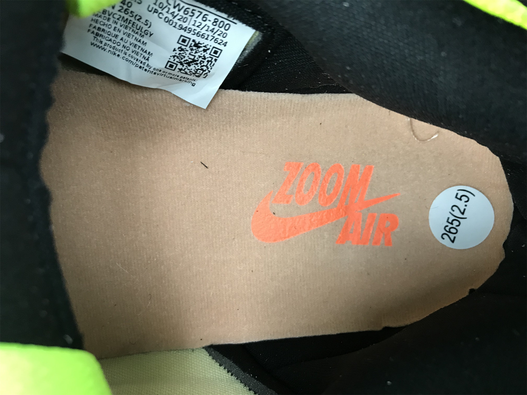 UA AIR JORDAN 1 HIGH SWITCH 