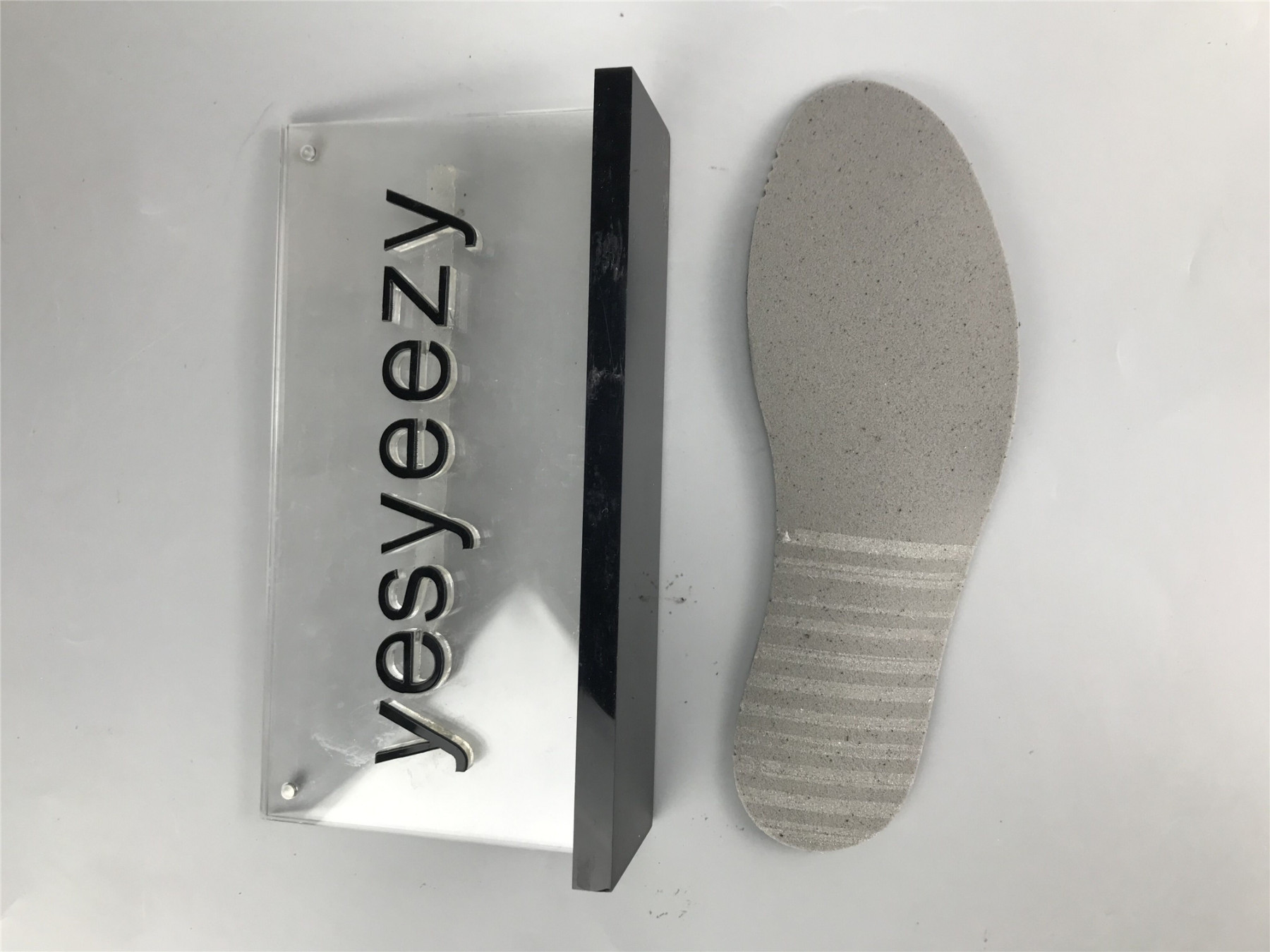 UA AIR JORDAN 5 RETRO 