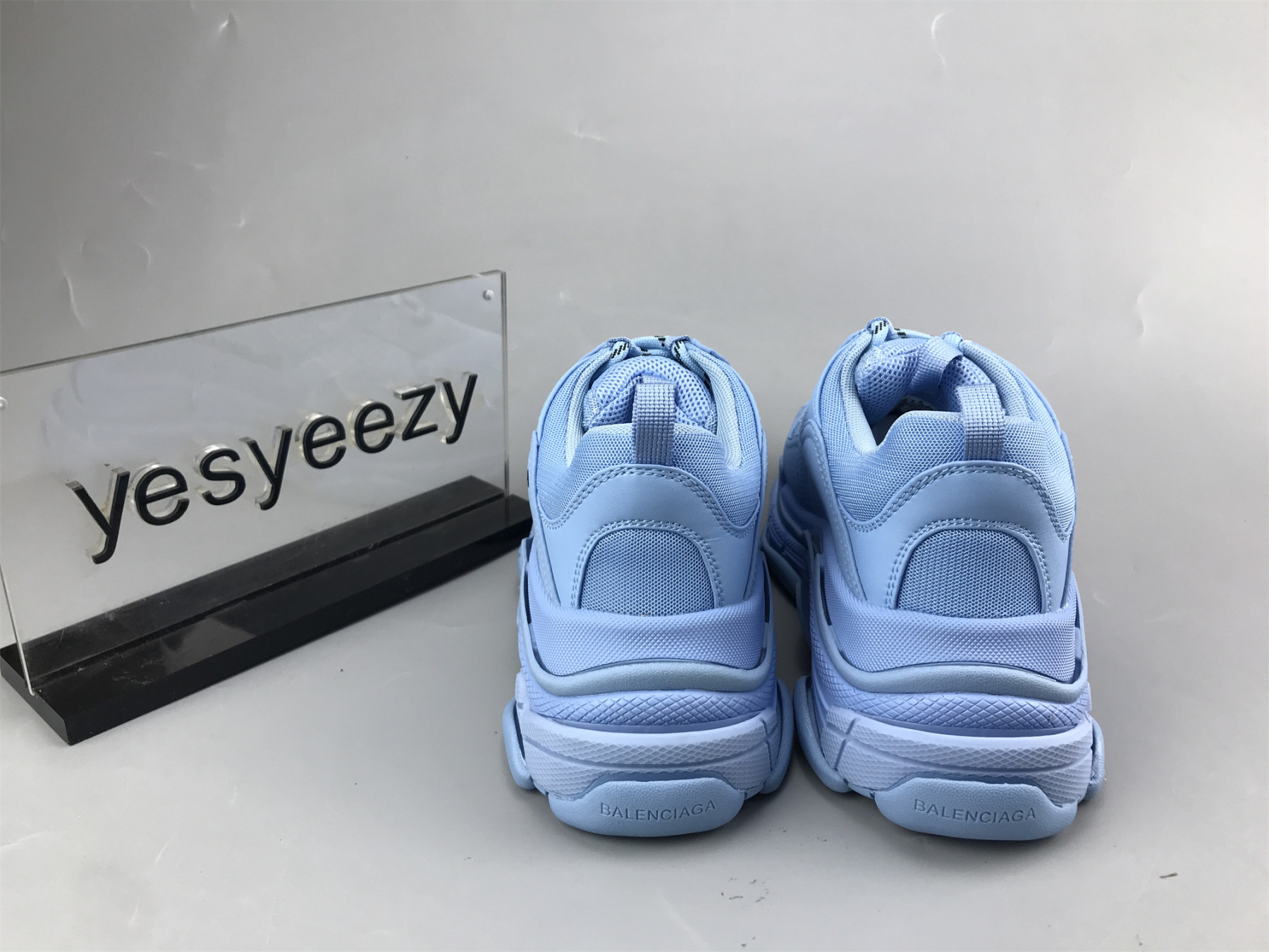 UA TRIPLE S CLEAR SOLE BLUE