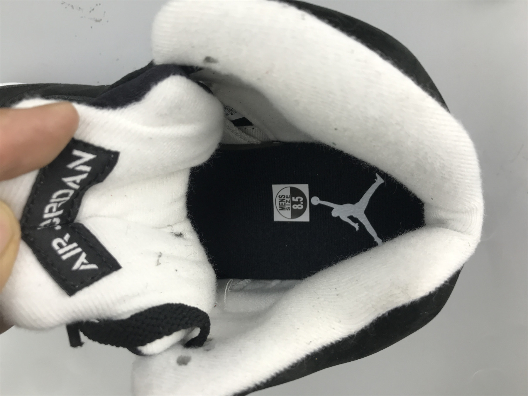 UA AIR JORDAN 5 RETRO 2021