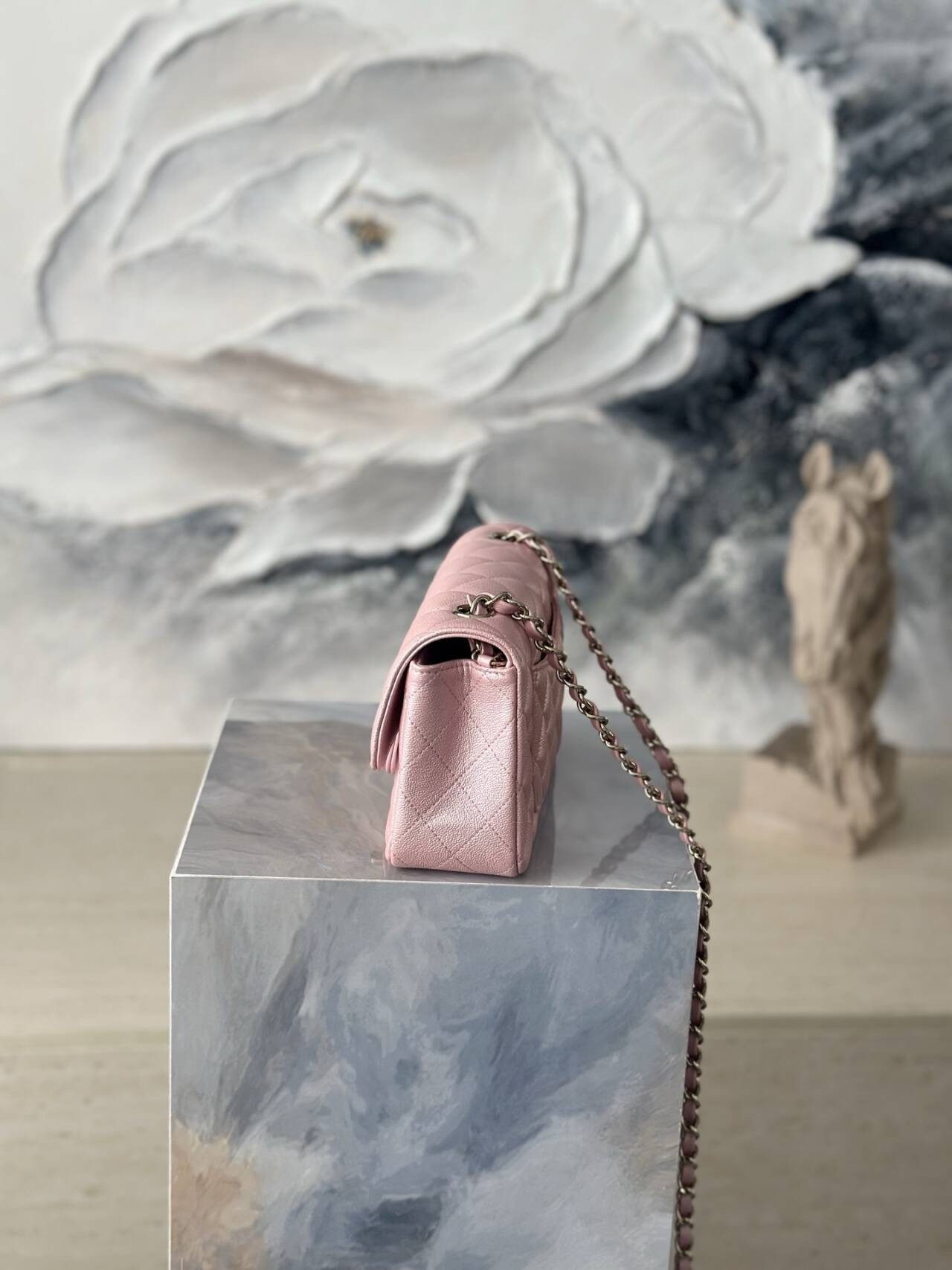 Ch**el Flap Bag Pearlescent Pink AS1116 20x12x6cm
