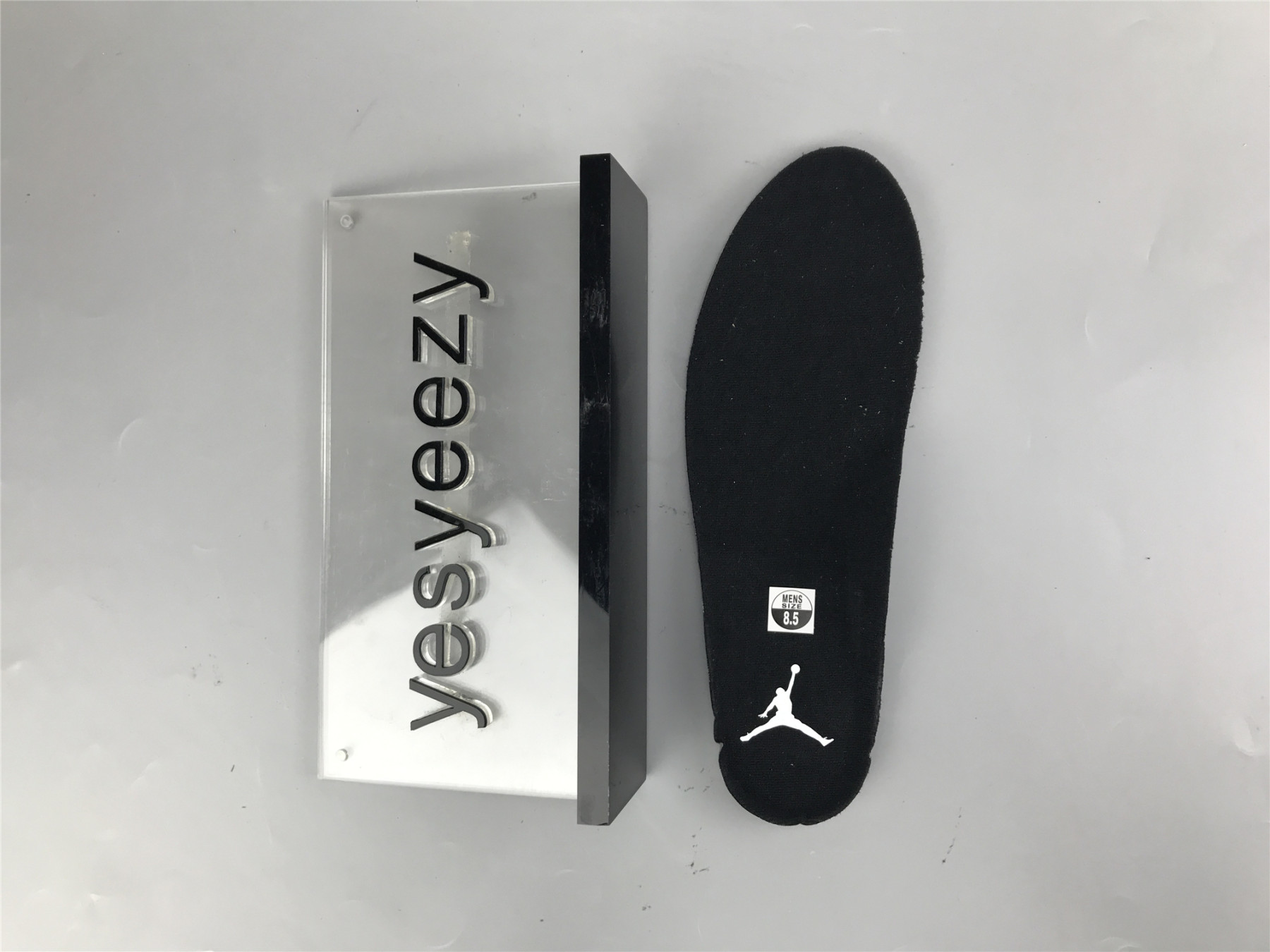 UA AIR JORDAN 7 RETRO 