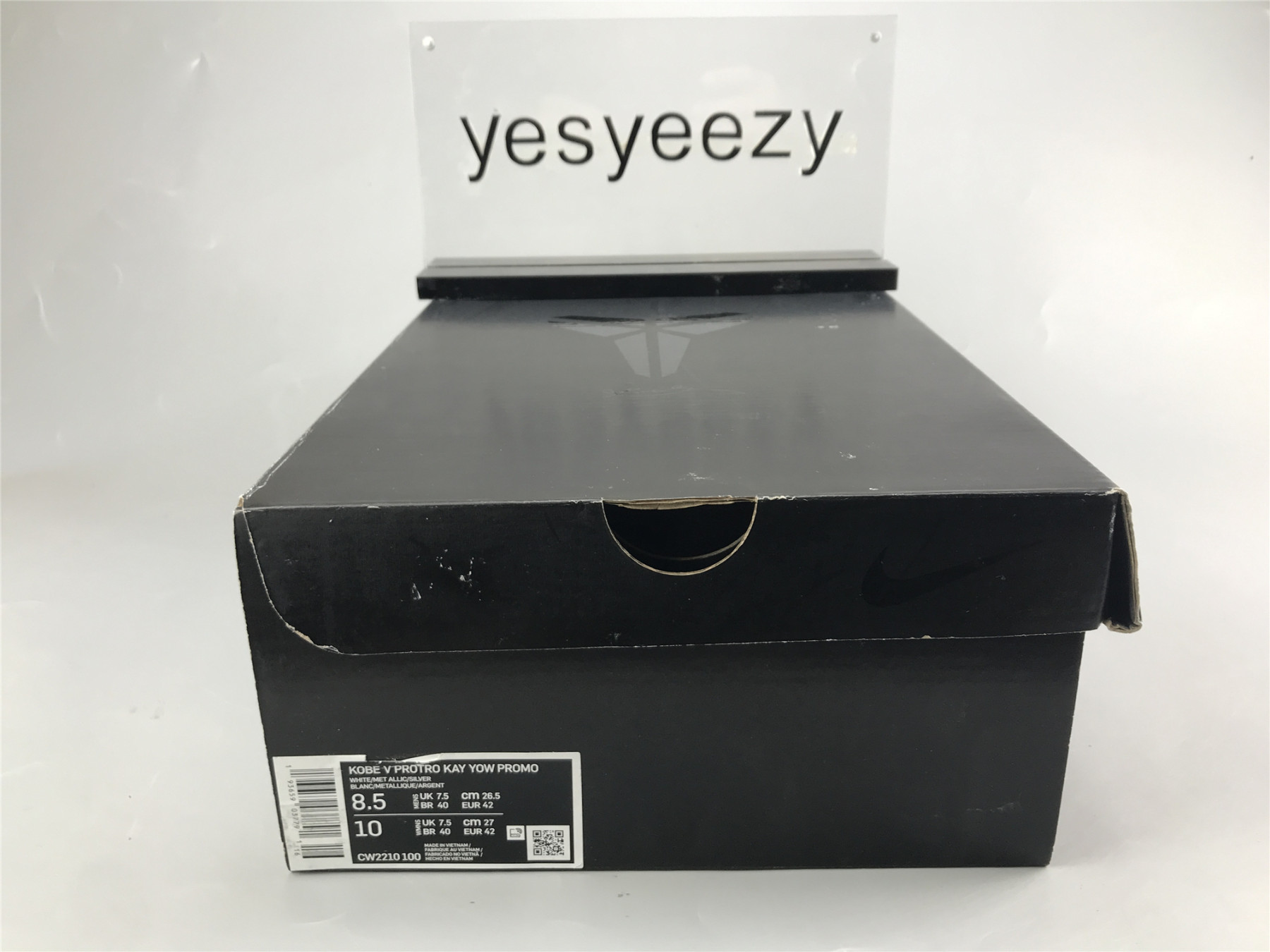 UA NIKE ZOOM KOBE 5 PROTRO 