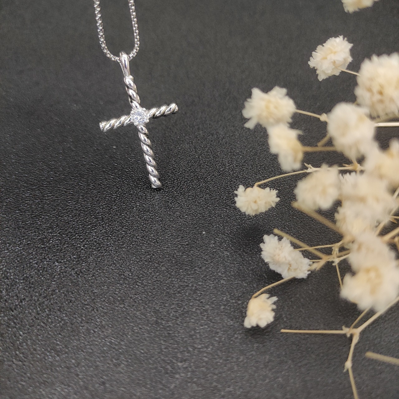 David Yurman Cross Necklace(Chain length 45+5cm delay chain Chain thickness 1.5mm)