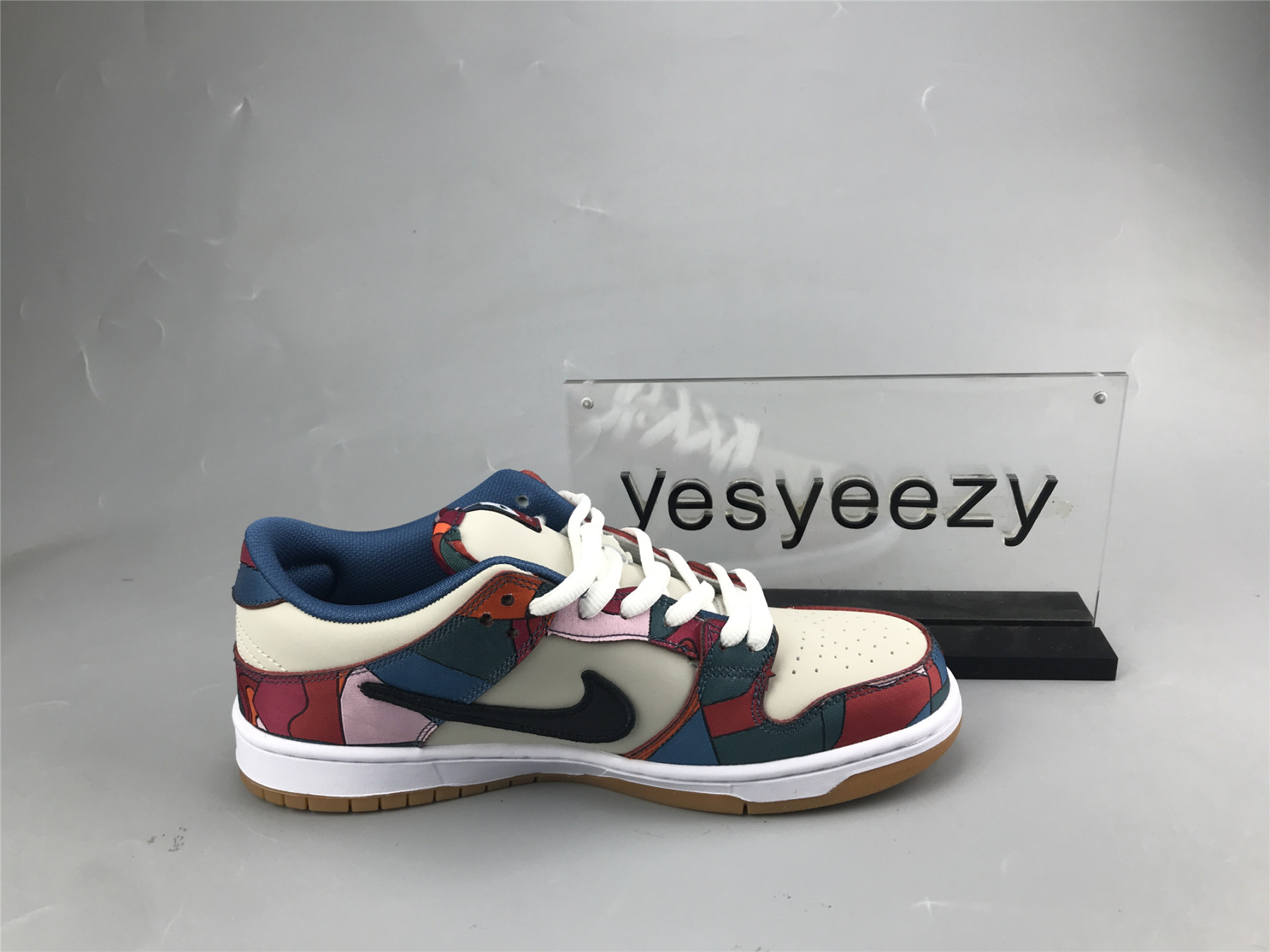 UA NIKE PARRA X DUNK LOW PRO QS SB 