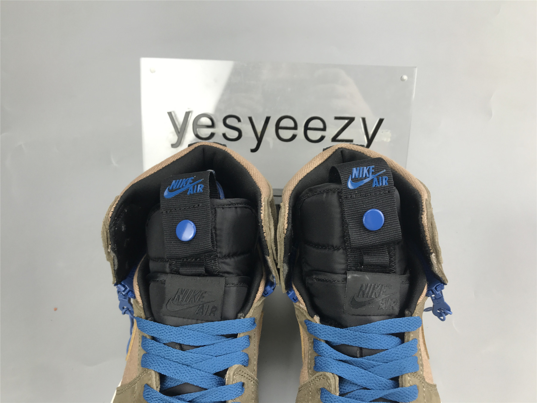 UA AIR JORDAN 1 HIGH SWITCH BLACK BROWN BLUE