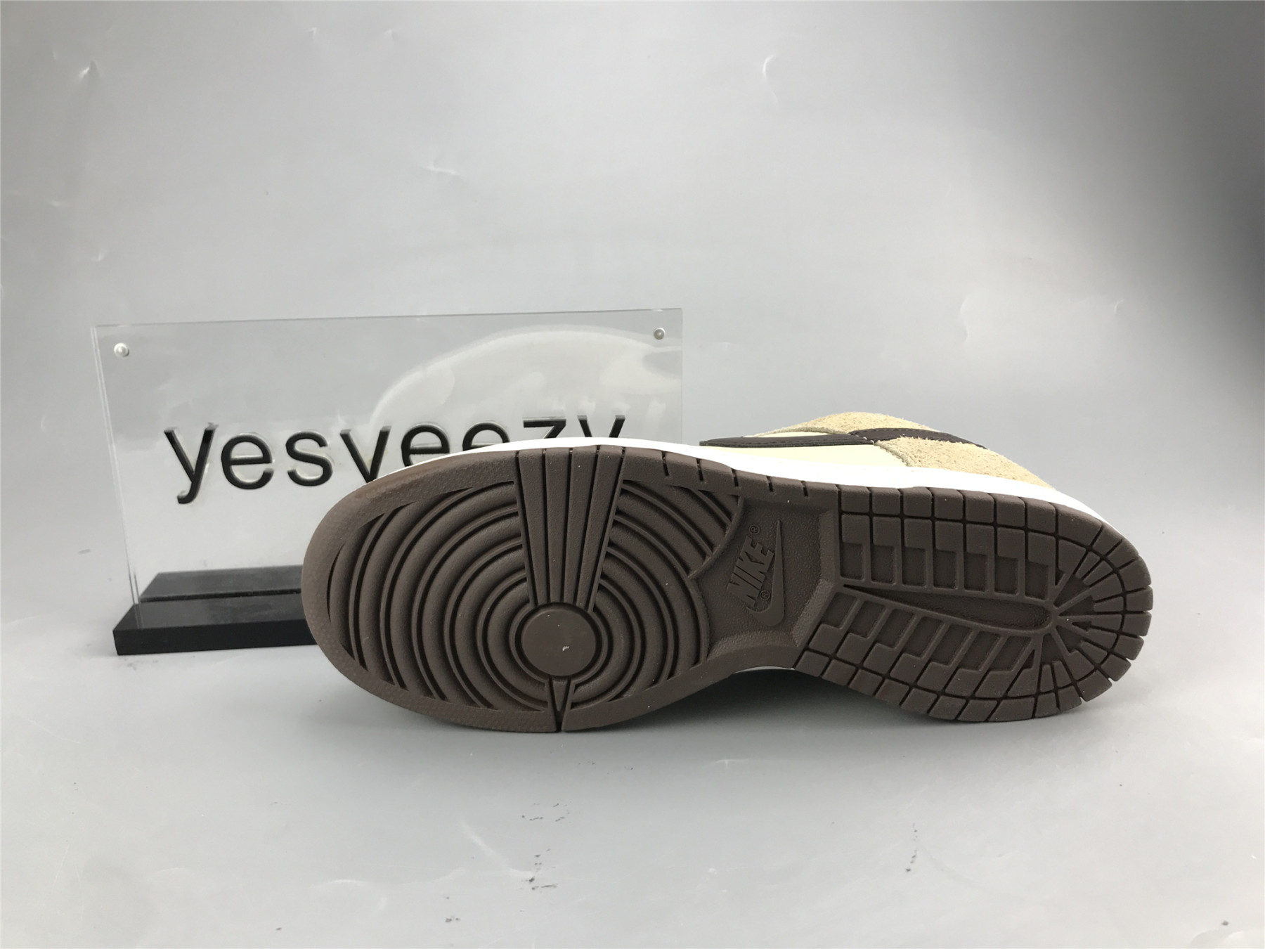 UA NIKE DUNK LOW PREMIUM 