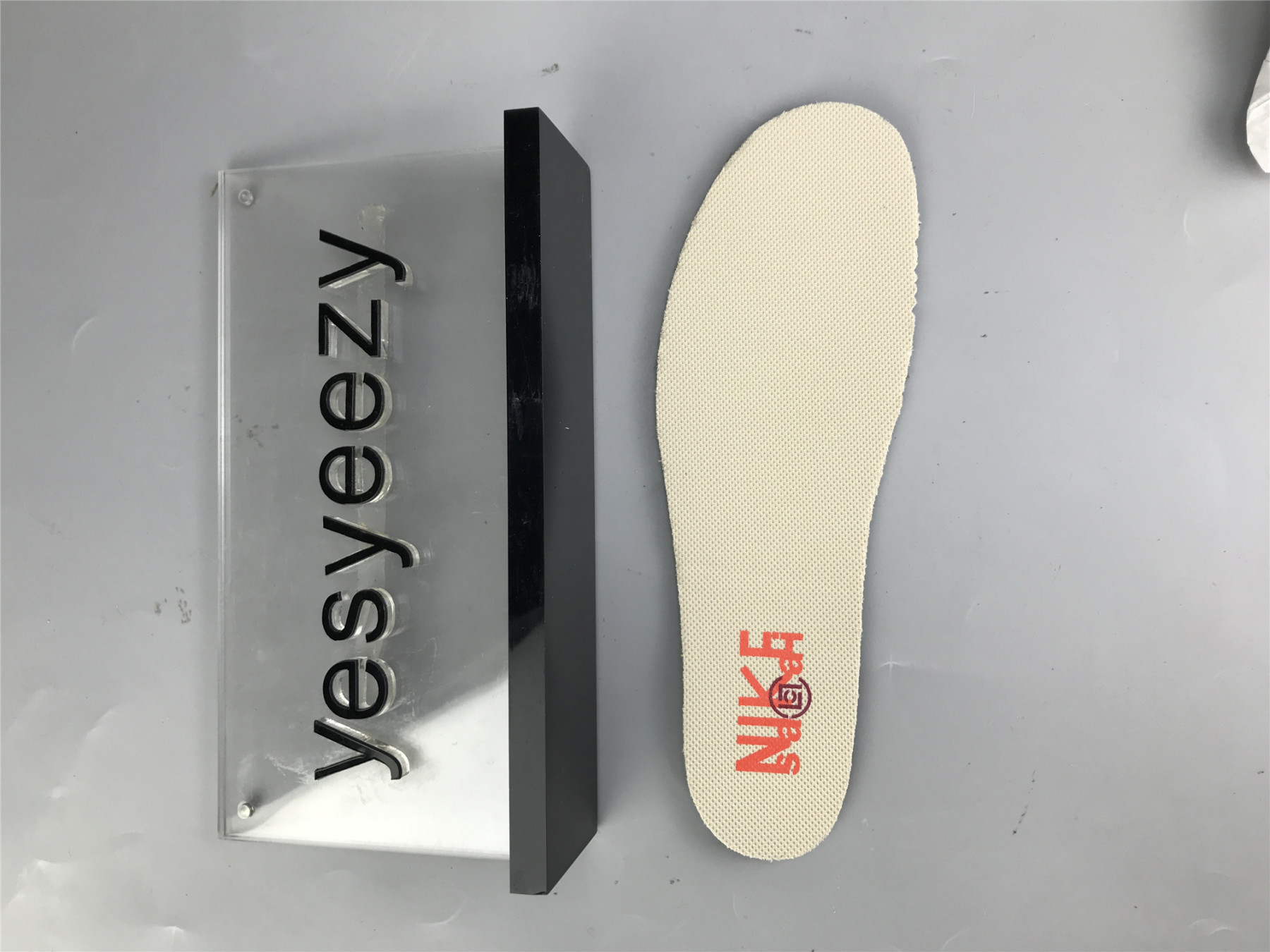 UA NIKE LDWAFFLE CLOT SACAI NET ORANGE BLAZE