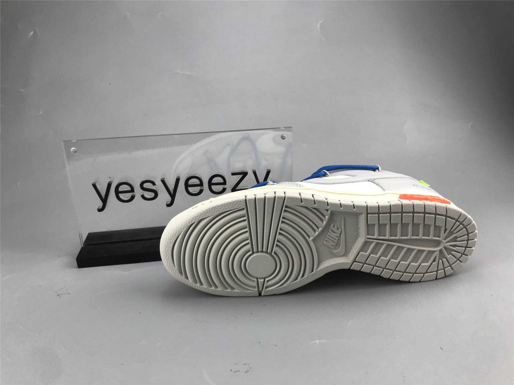 UA NIKE OFF-WHITE X DUNK LOW 