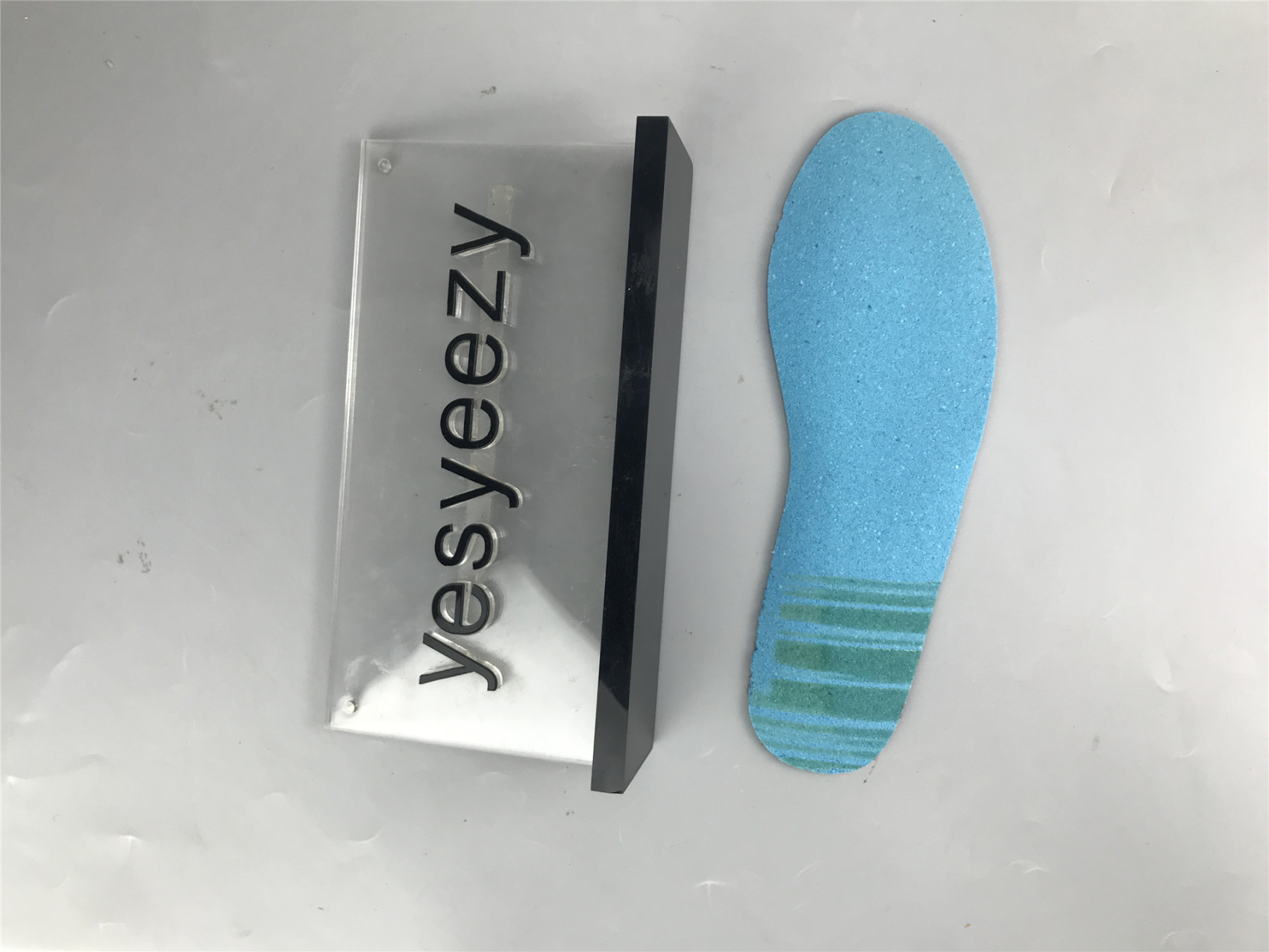 UA FRAGMENT DESIGN X AIR JORDAN 3Â