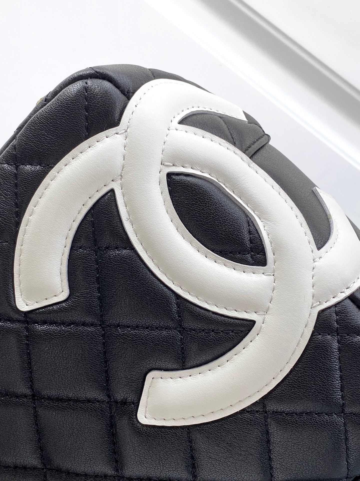 Chanel Cambon Tote Bag 15x27x10cm