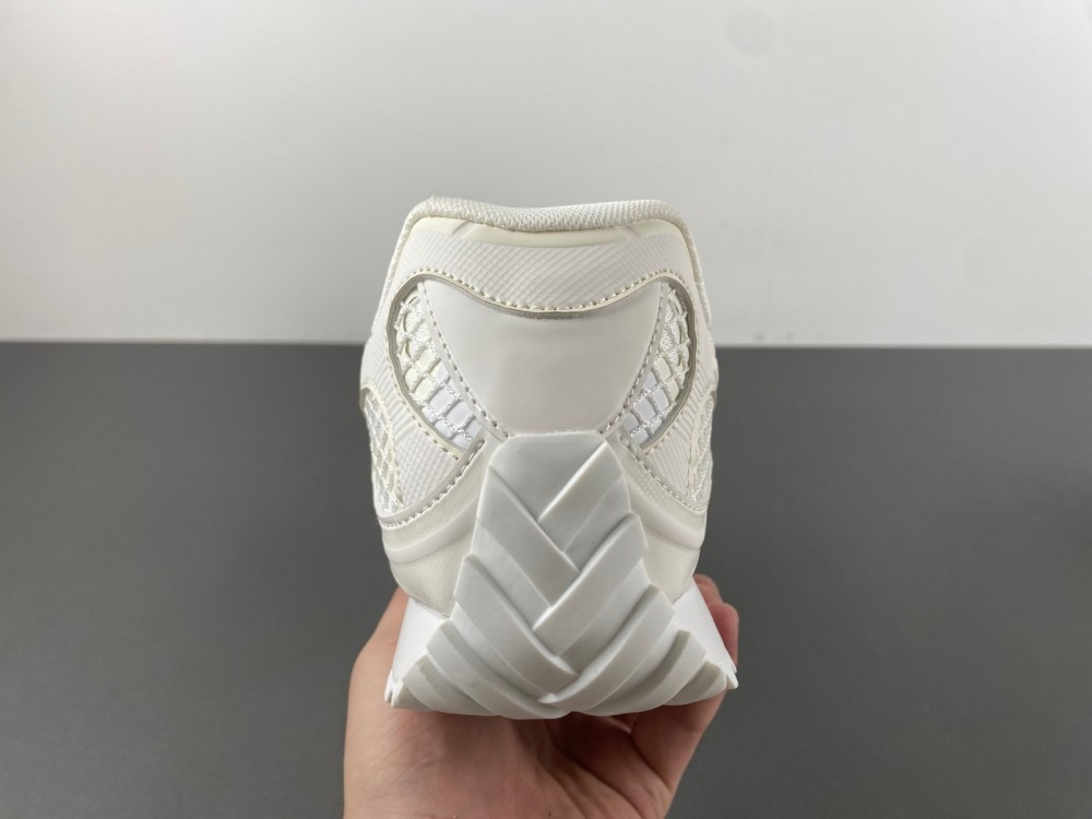 UA B0tt*ga Ven*ta Orbit Sneaker