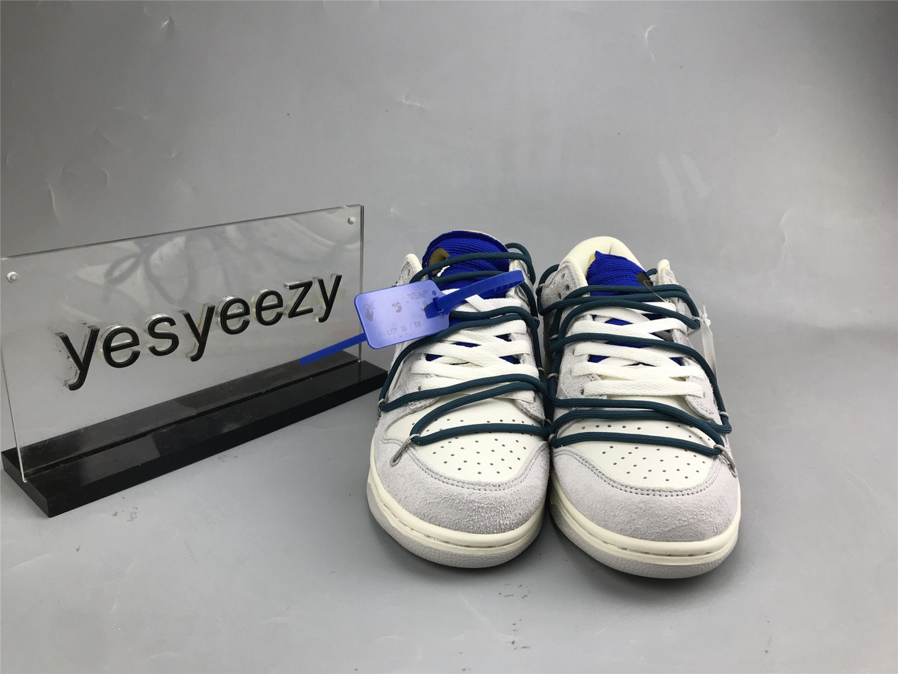 UA NIKE OFF-WHITE X DUNK LOW 