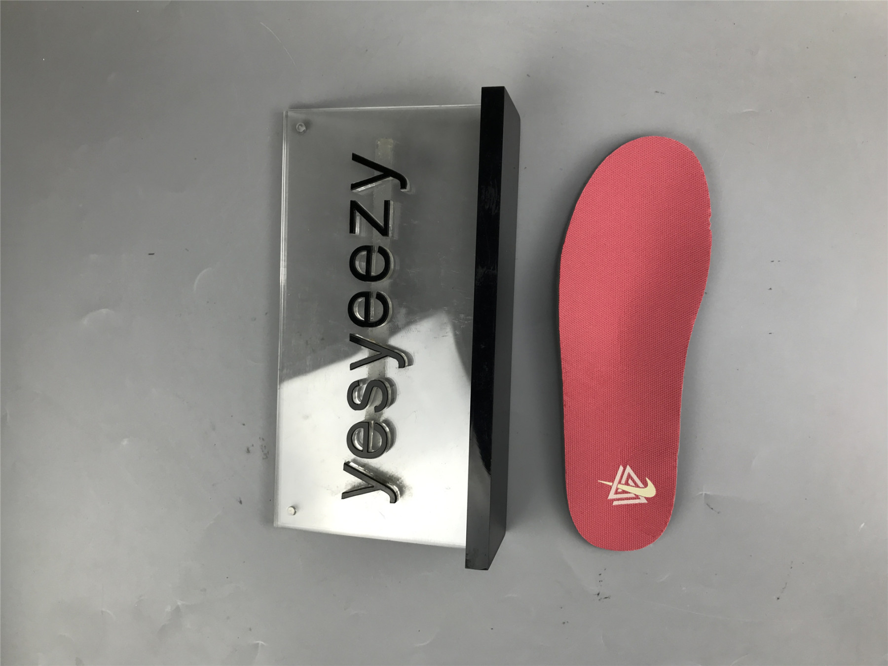 UA NIKE SOCIAL STATUS X DUNK MID 