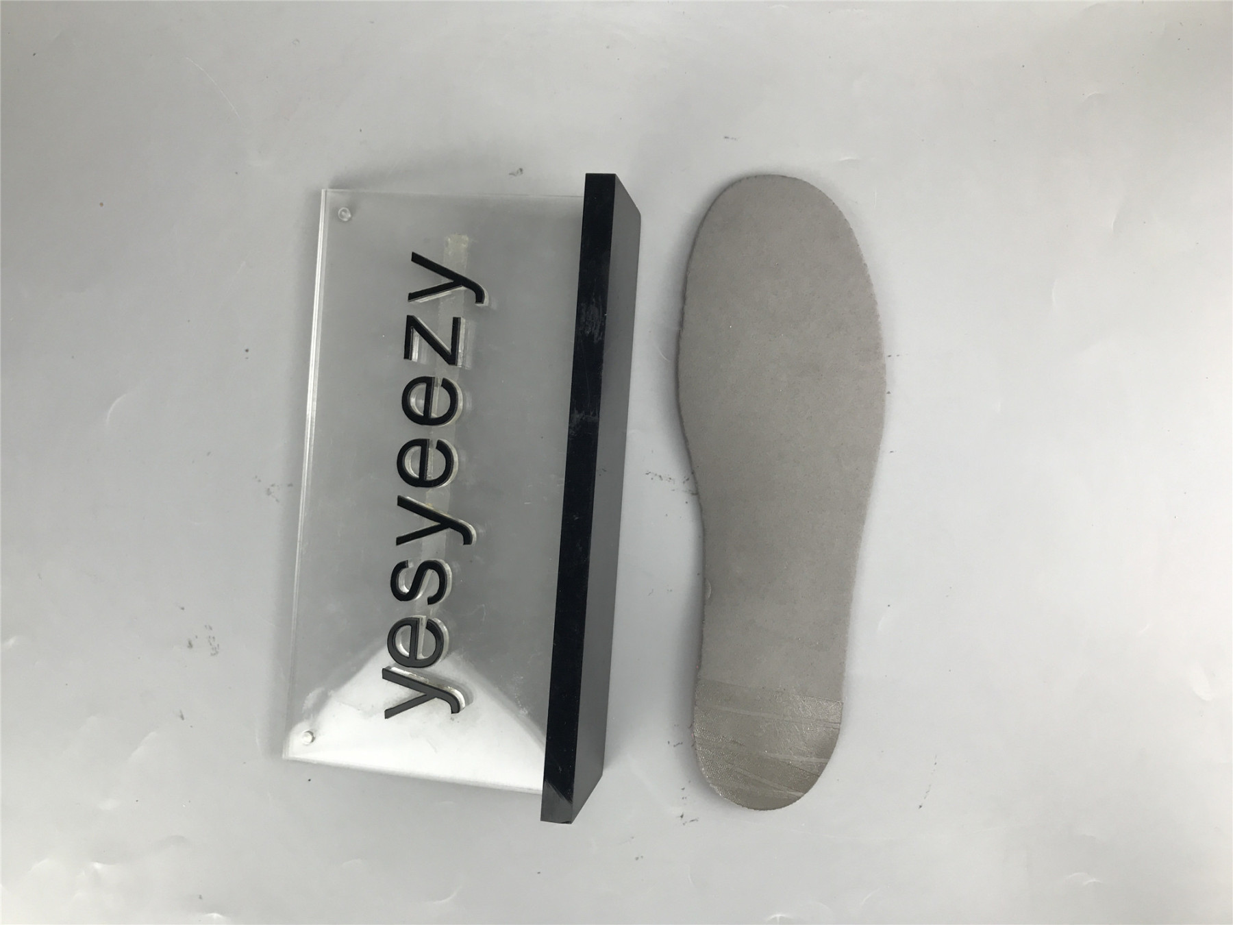 UA NIKE DUNK LOW PRO ISO SB 