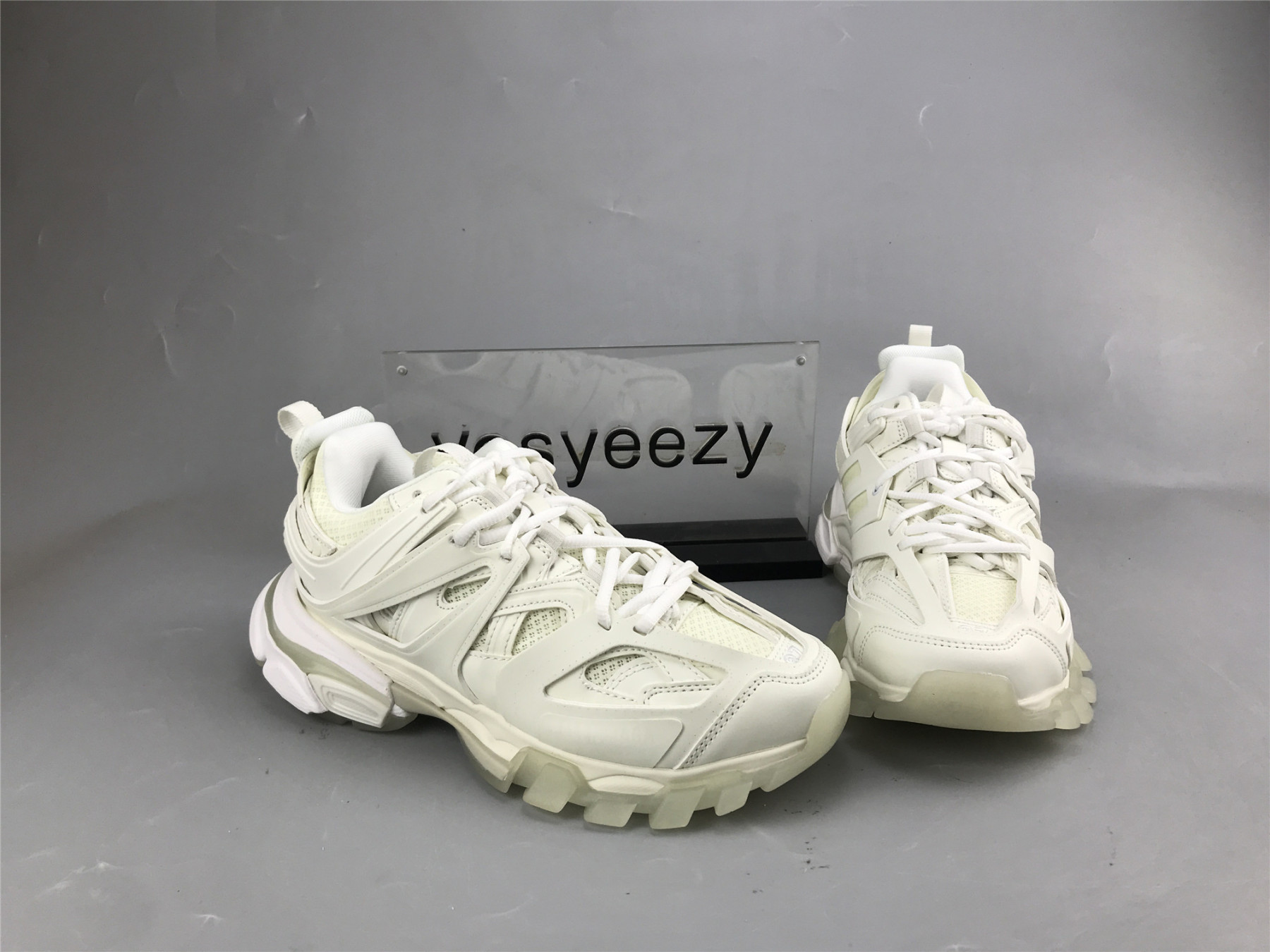 UA TRACK SNEAKER WHITE