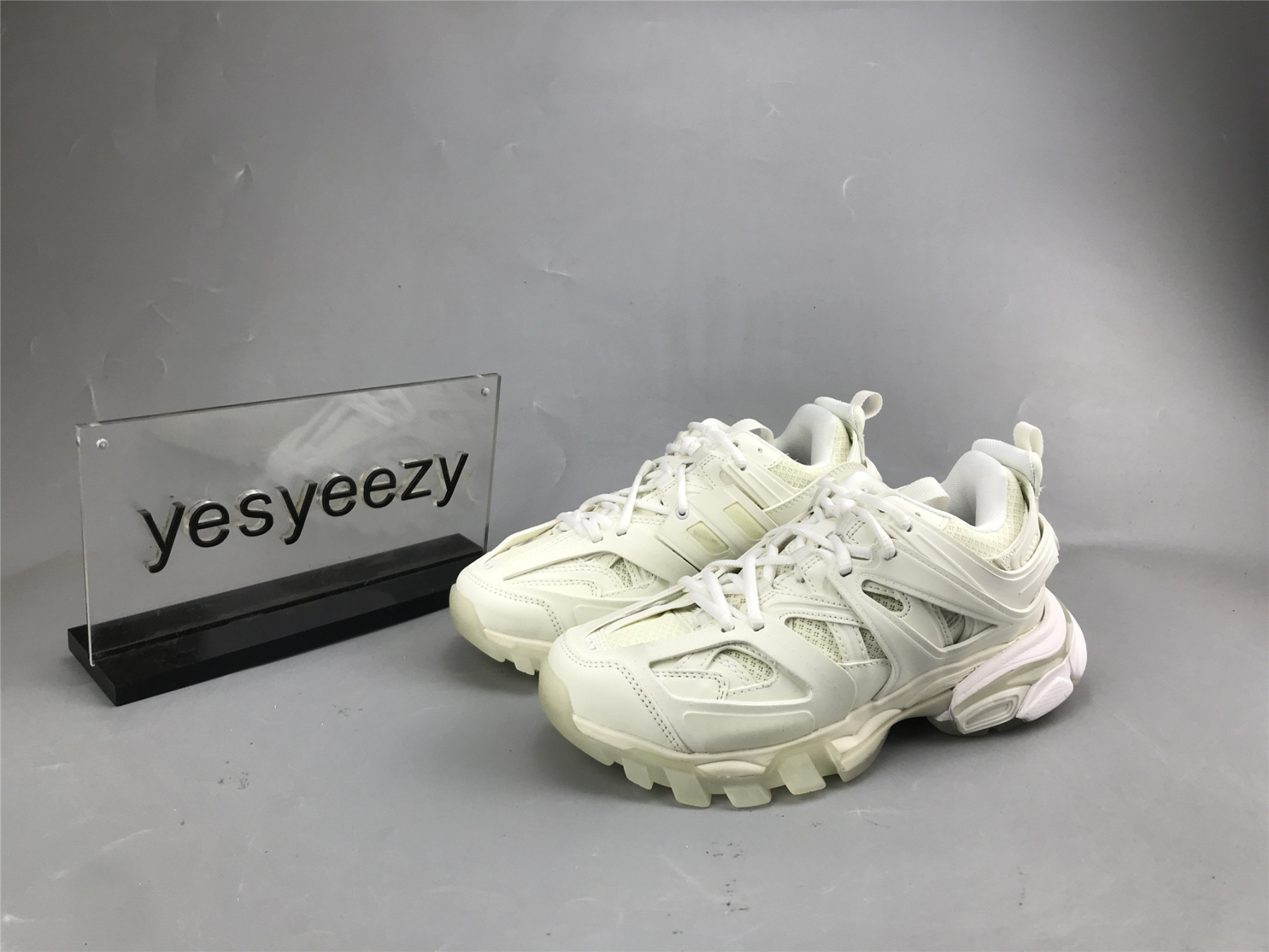 UA TRACK SNEAKER WHITE