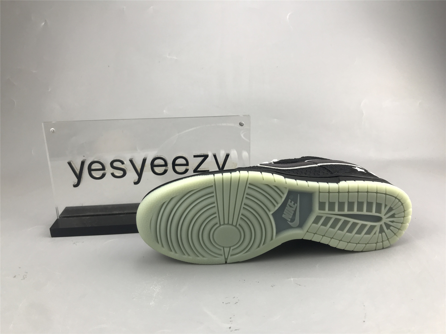 UA NIKE DUNK LOW LPL LEAGUE OF LEGENDS