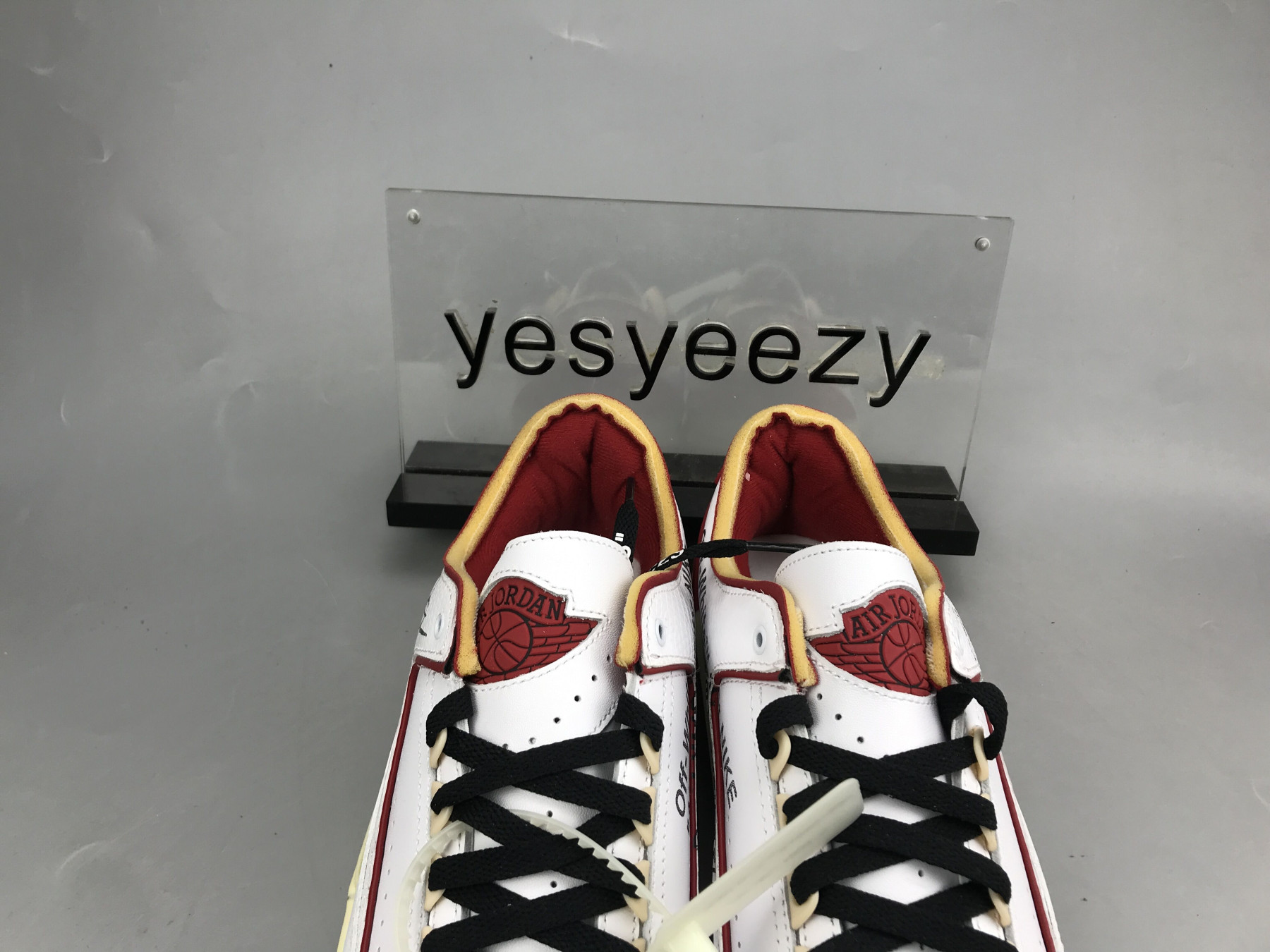 UA OFF-WHITE X AIR JORDAN 2 RETRO LOW SP