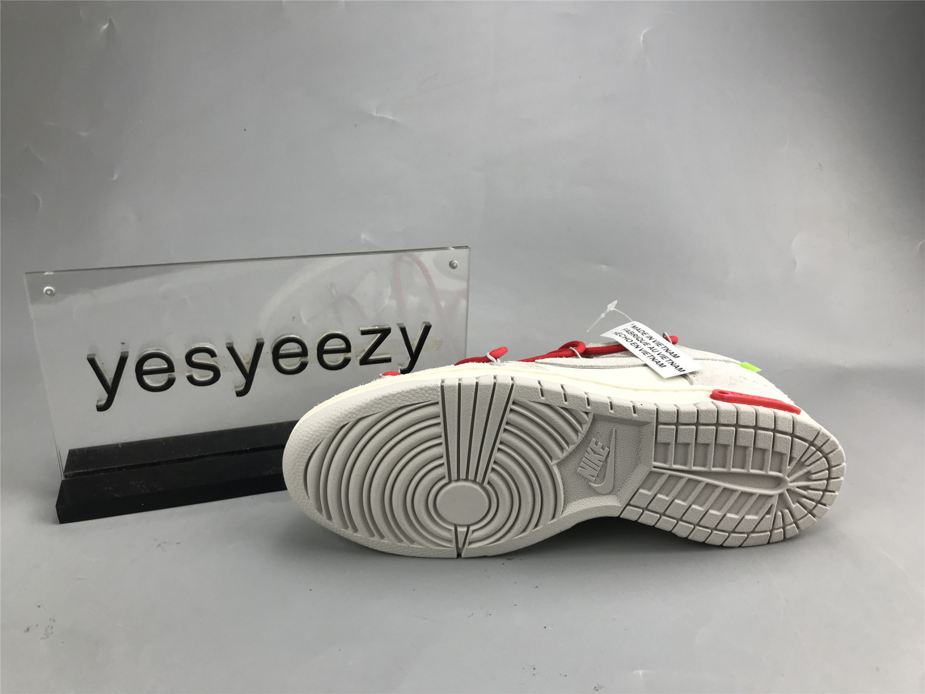 UA NIKE OFF-WHITE X DUNK LOW 