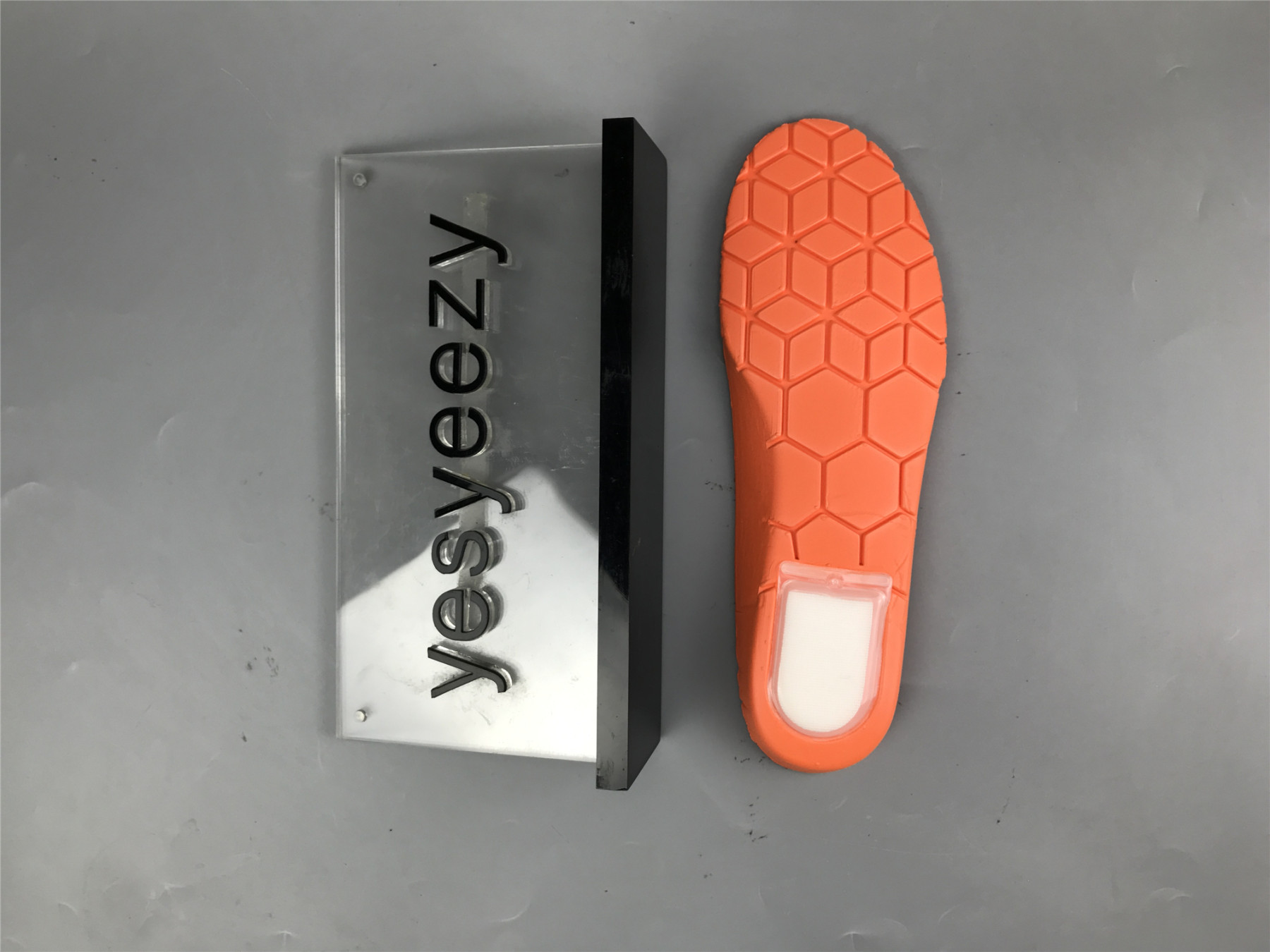 UA NIKE KEVIN BRADLEY X SB ZOOM DUNK HIGH PRO 