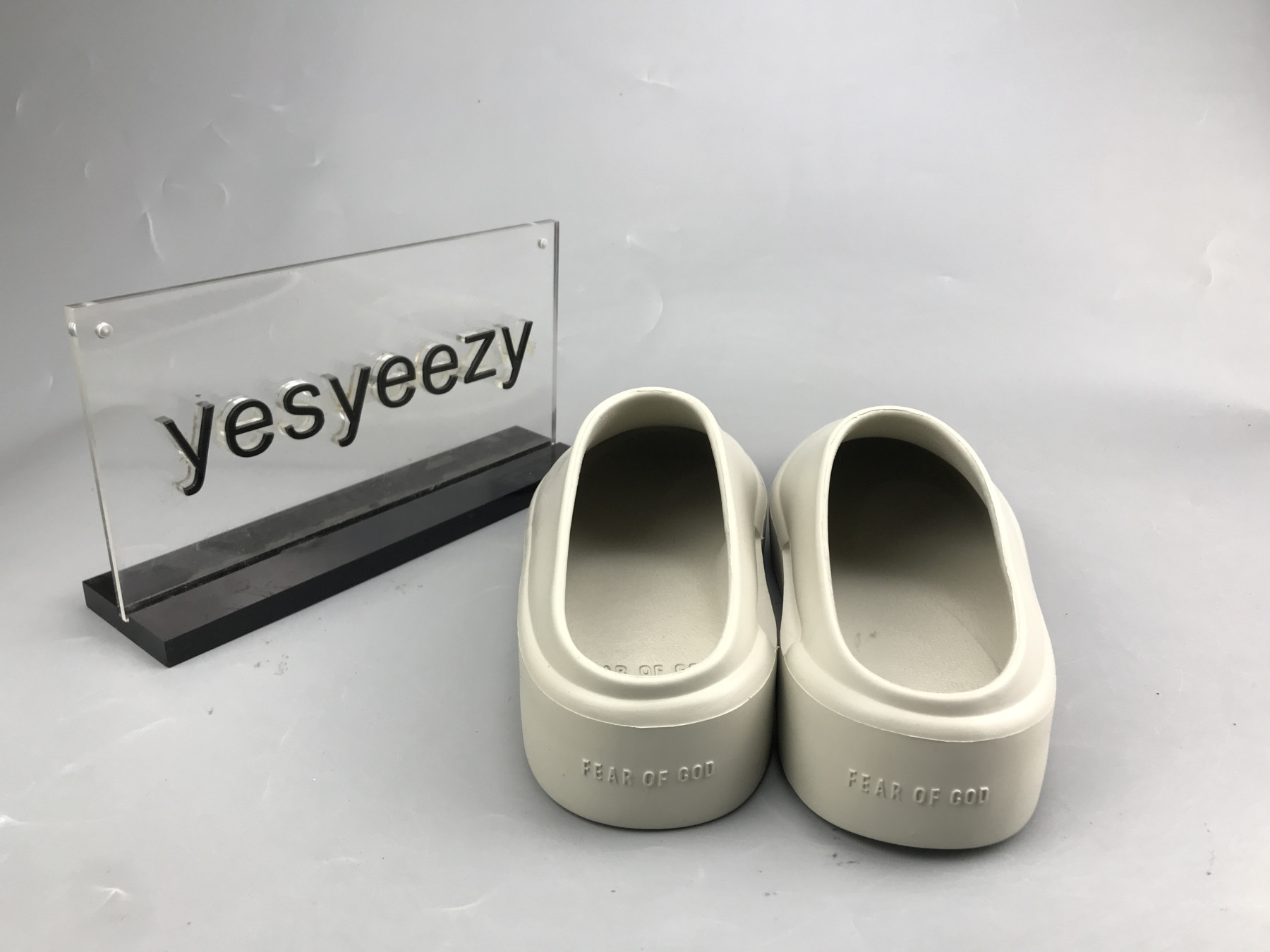 UA NIKE FEAR OF GOD CALIFORNIA BACKLESS SLIP-ON 