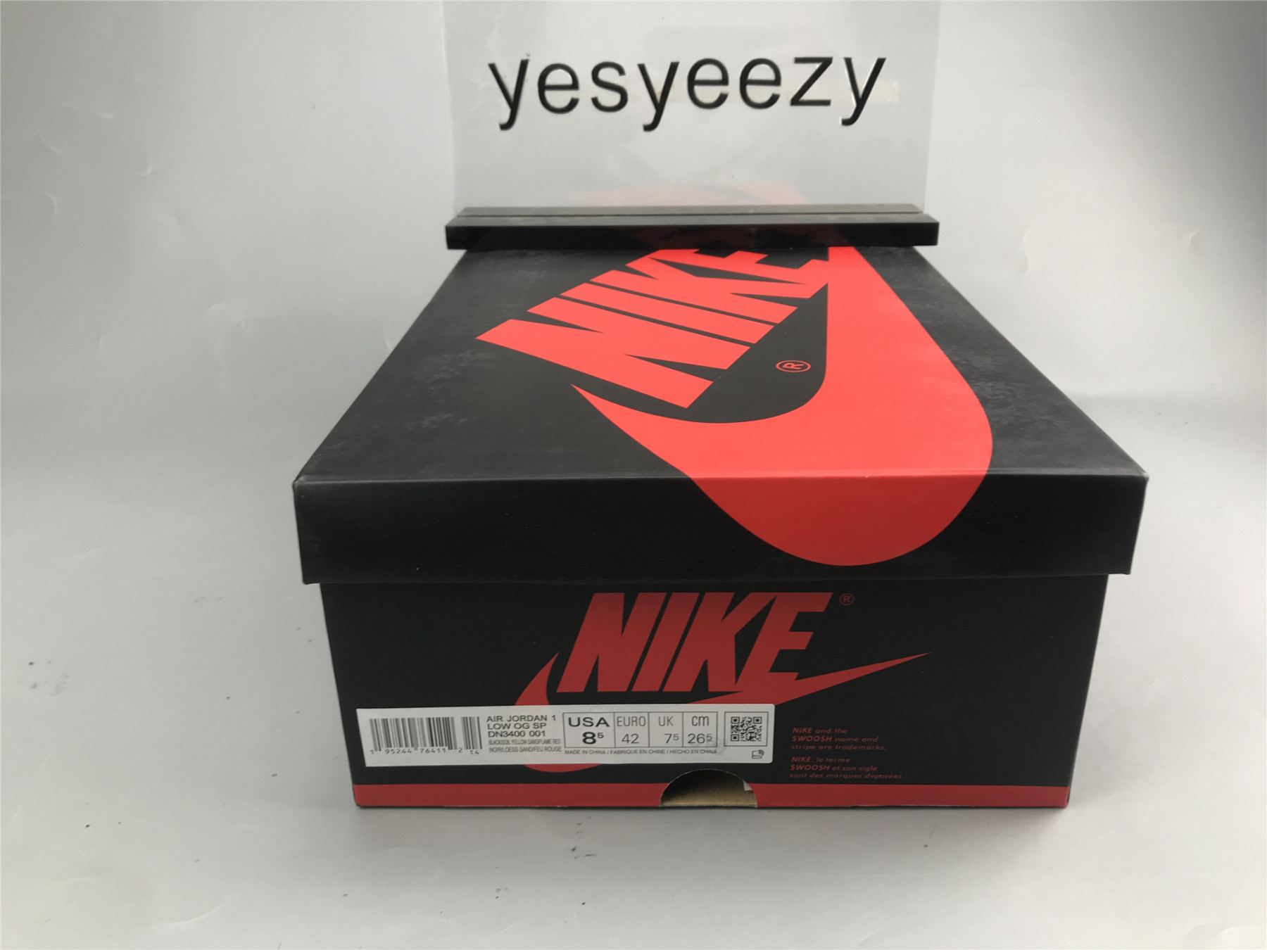 UA SOLEFLY X AIR JORDAN 1 LOW â€œCARNIVORE"