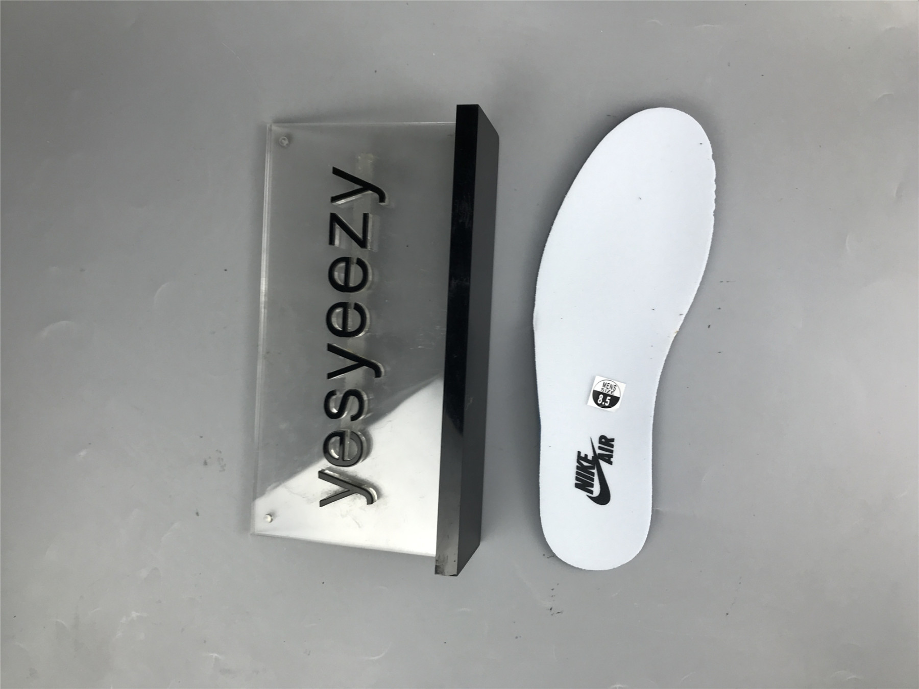 UA AIR JORDAN 1 RETRO HIGH OG 