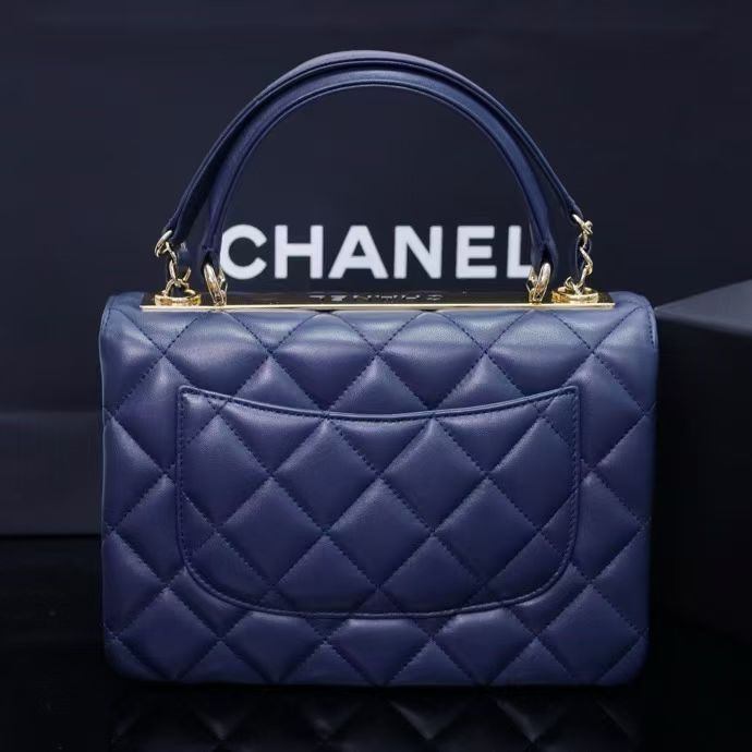 Ch**el flap bag with top handle 17x25x12cm